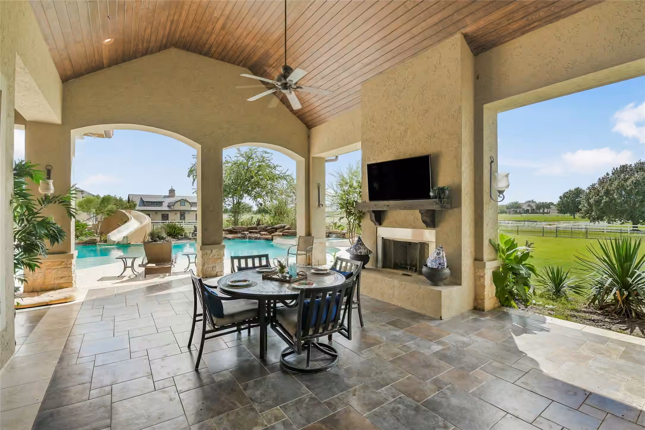 Photo 5 of 17111 Saddle Ridge Pass, Cypress, TX