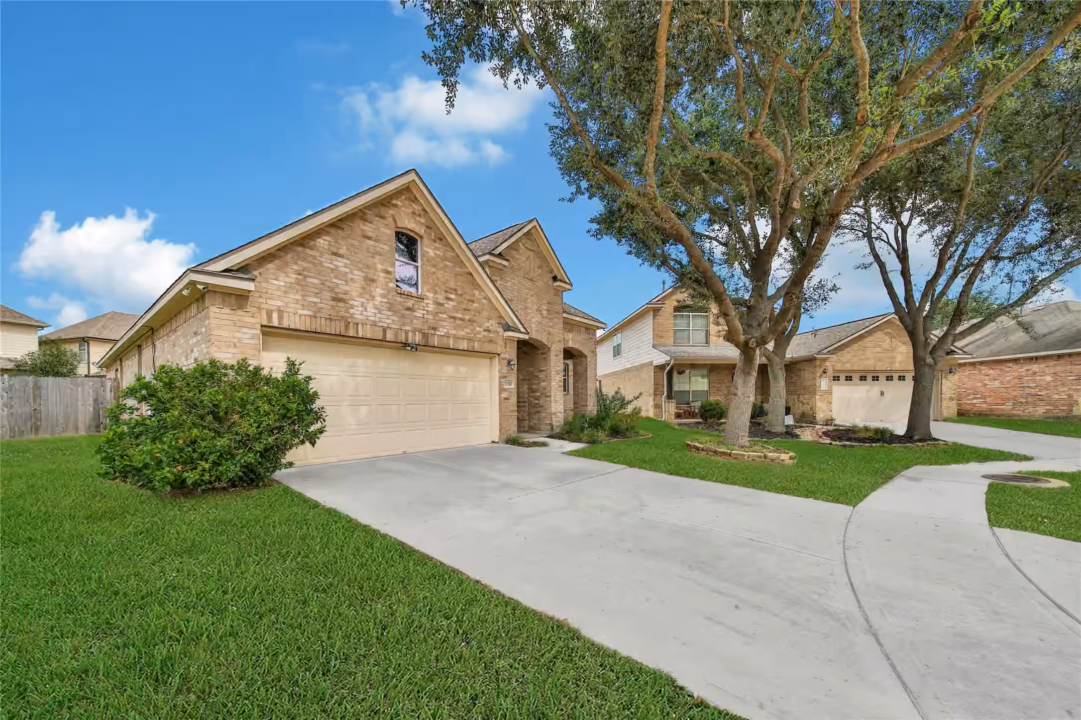 Photo 2 of 21839 Leigh Creek Drive, Spring, TX