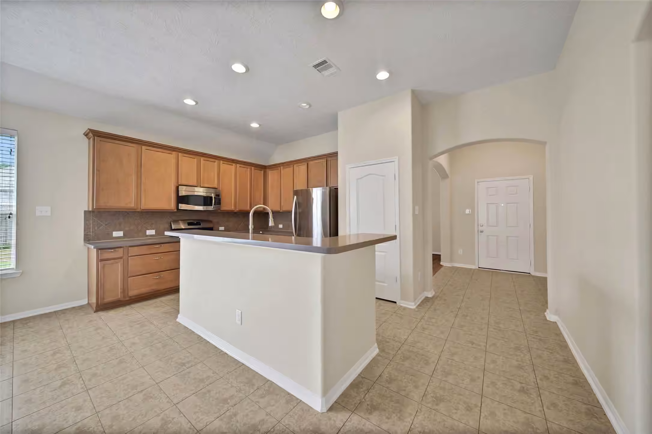 Photo 7 of 21839 Leigh Creek Drive, Spring, TX