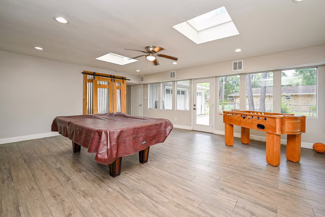 Photo 3 of 2406 Encreek Road, Houston, TX