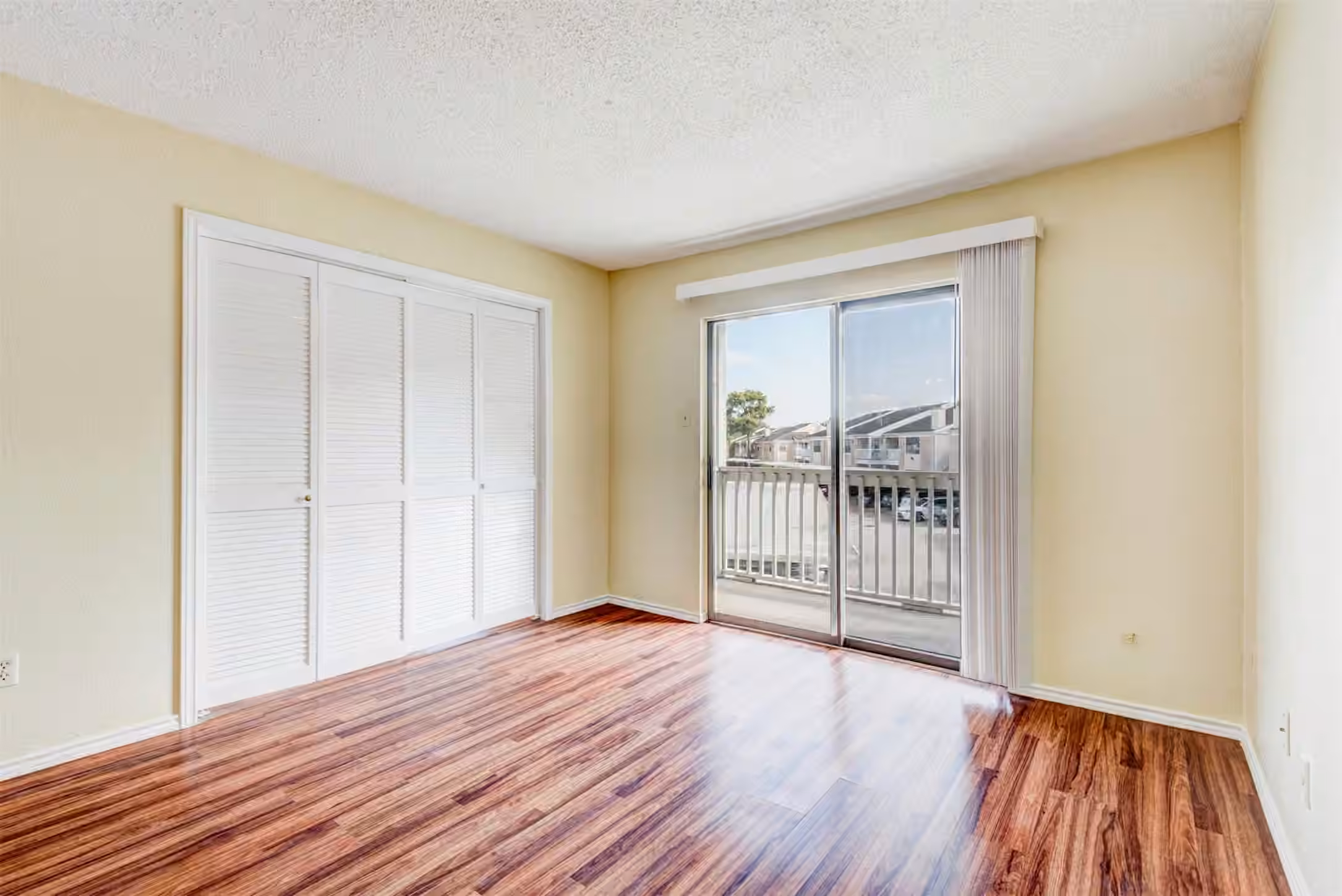 Photo 3 of 2750 Holly Hall Street 1017, Houston, TX