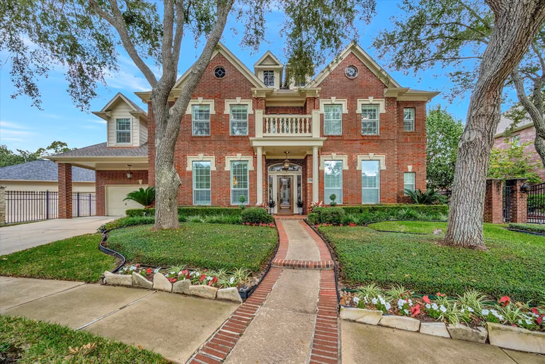 Photo 2 of 15411 Rocky Oak Court, Houston, TX