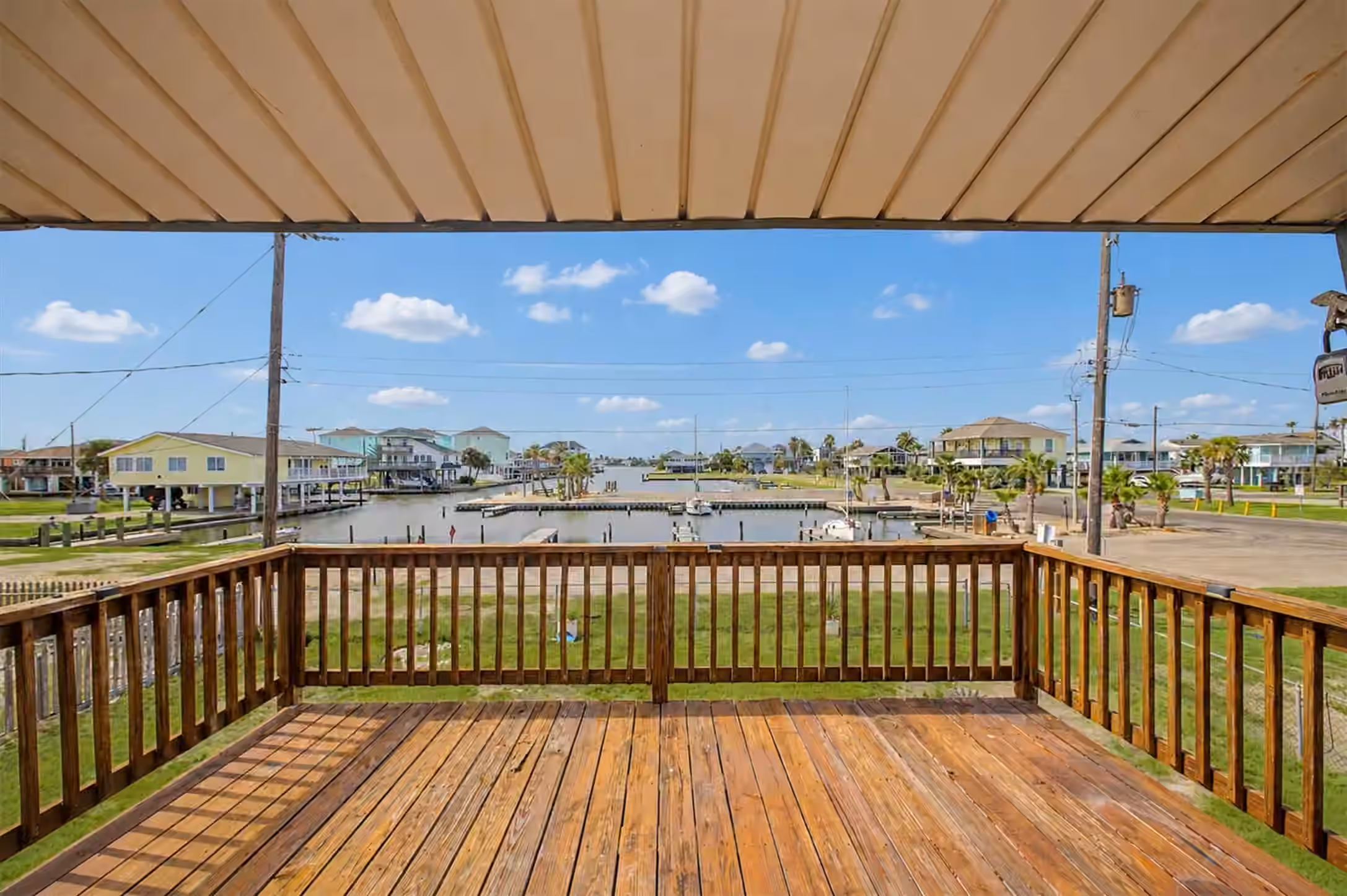 Photo 2 of 16646 Jolly Roger Road, Jamaica Beach, TX