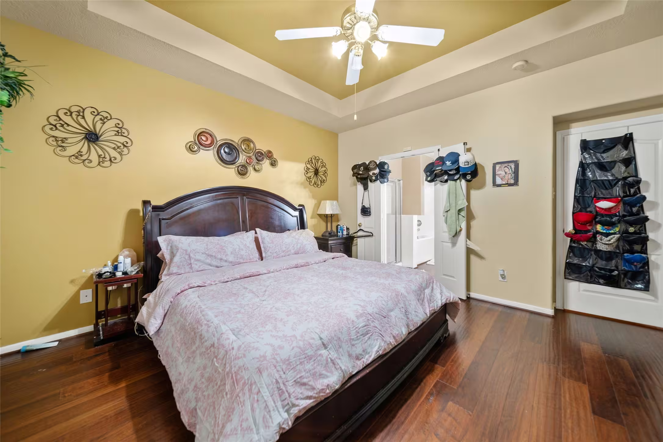 Photo 5 of 1605 Gatecreek Drive, Pearland, TX