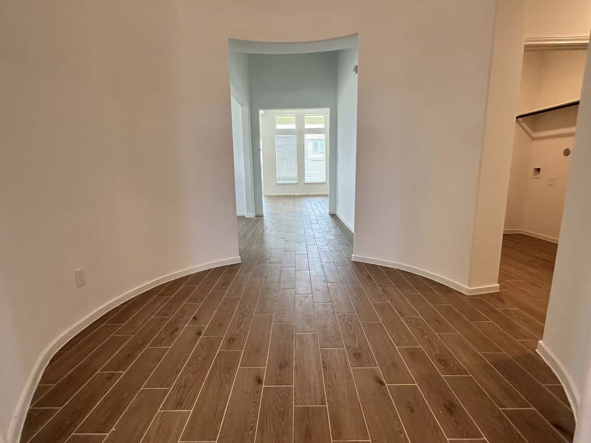 Photo 3 of 13623 Lago Vista Drive, Iowa Colony, TX