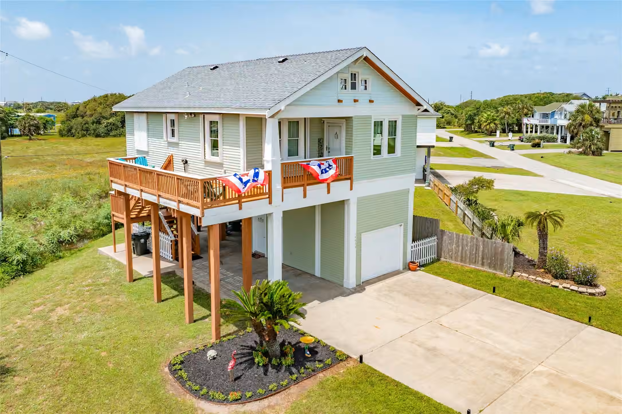 Photo of 14023 Marina Boulevard, Galveston, TX 77554