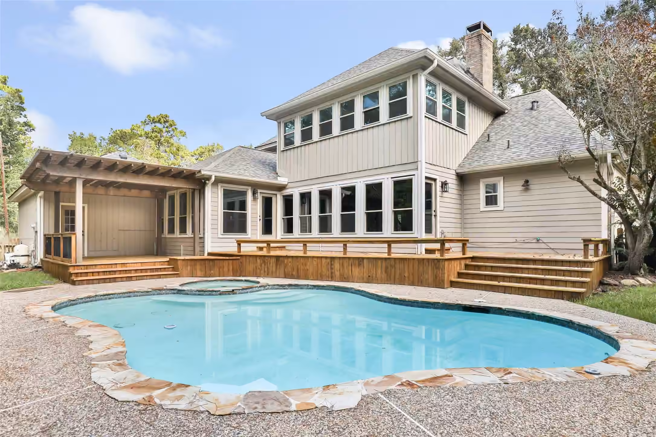 Photo 2 of 5410 Timber Shade Drive, Kingwood, TX