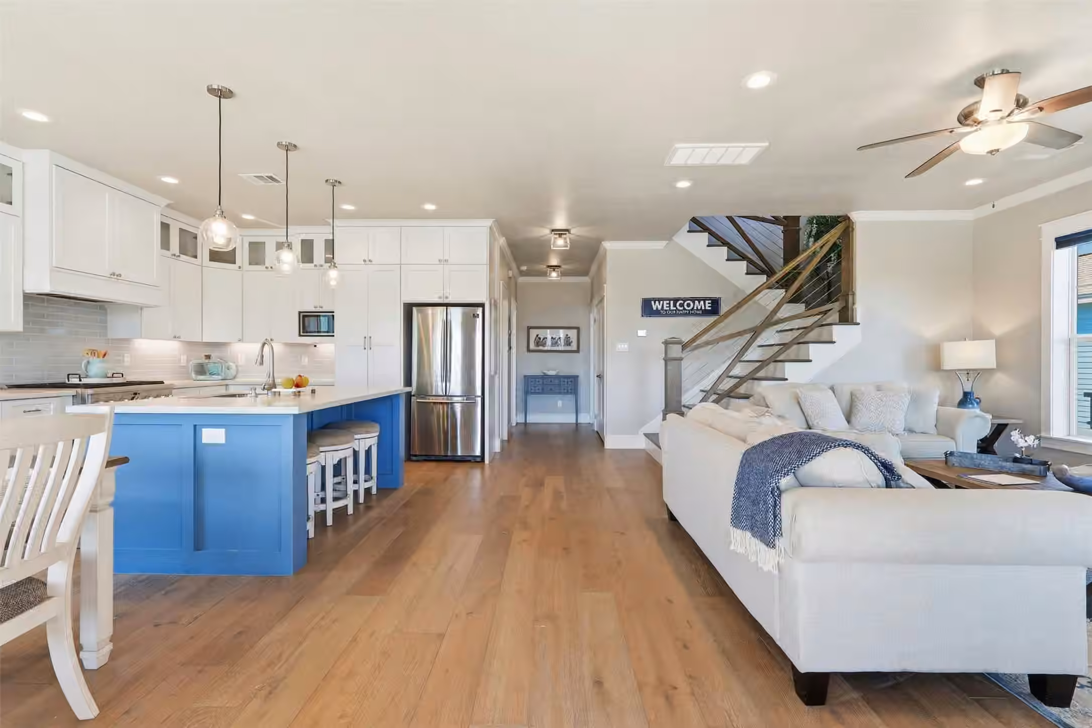 Photo 3 of 4027 Silver Reef Court, Galveston, TX