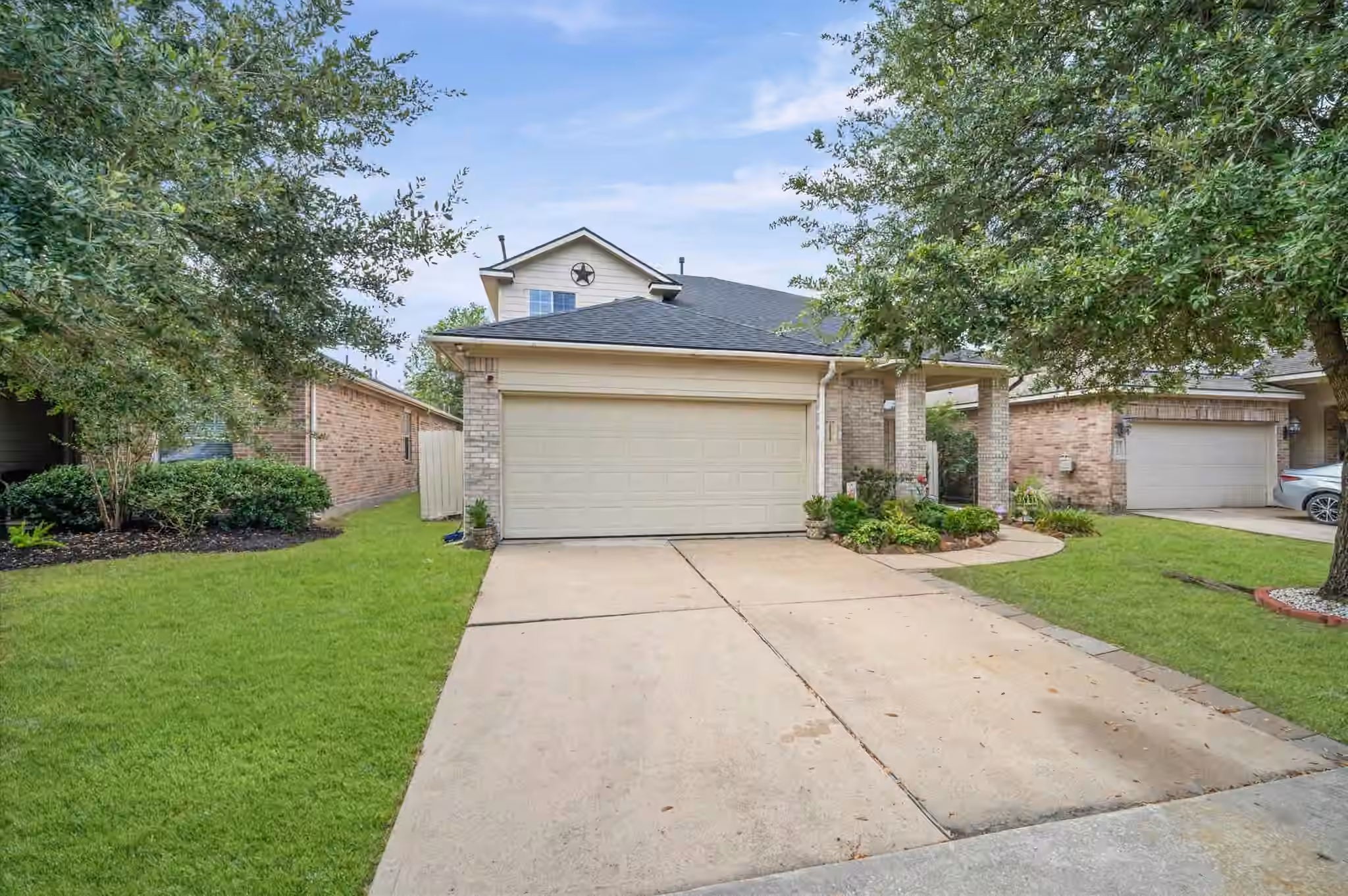 Photo 3 of 15726 Flagstone Walk Way, Houston, TX