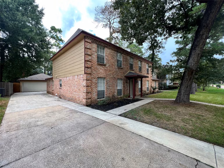 Photo 2 of 1506 Castlerock Drive, Houston, TX