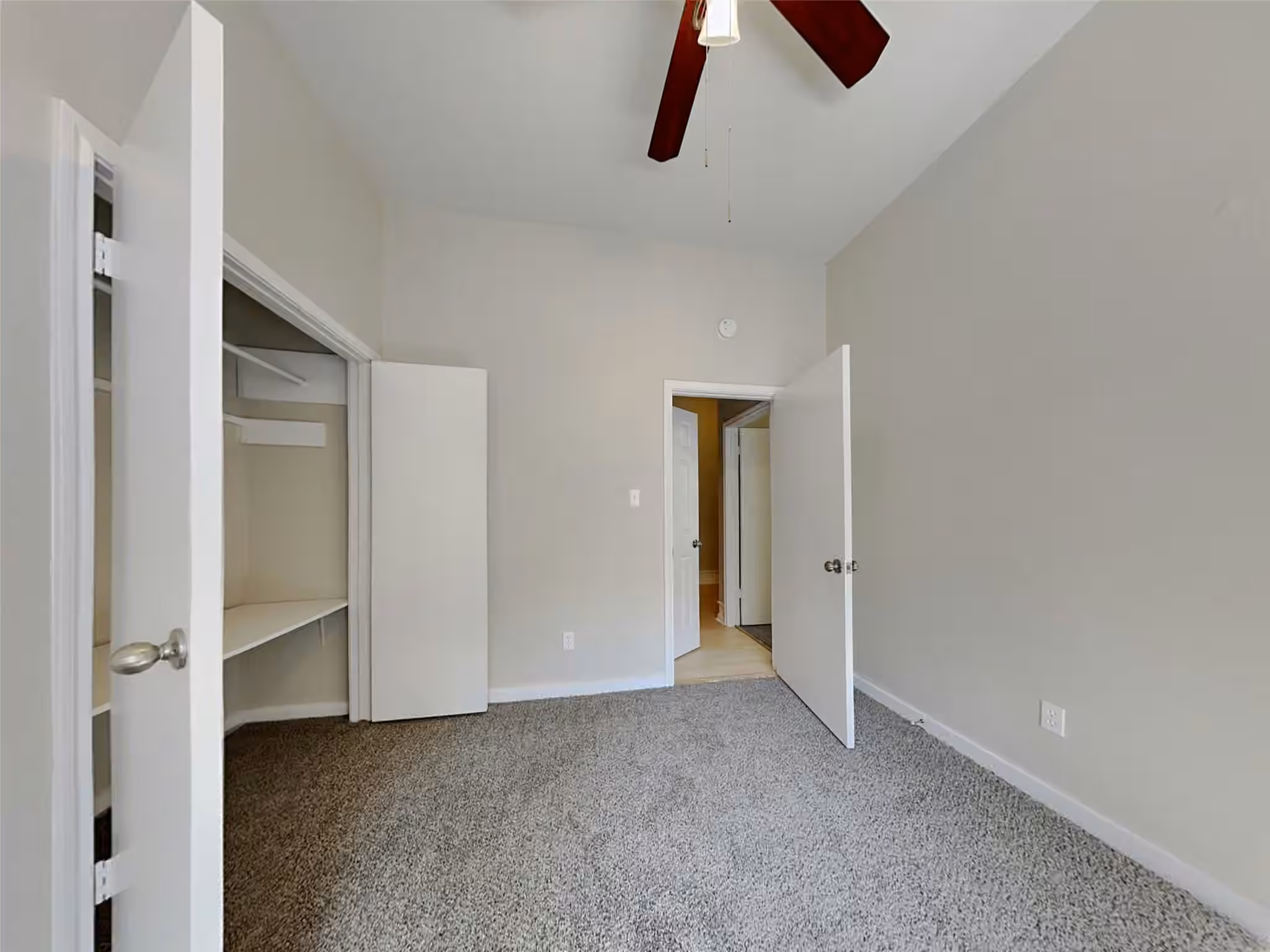 Photo 4 of 4926 Maurita Drive, Spring, TX