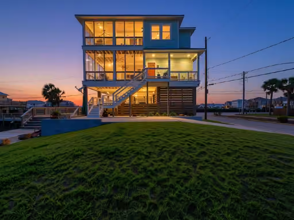 Photo of 1001 Bamar Lane, Galveston, TX 77554