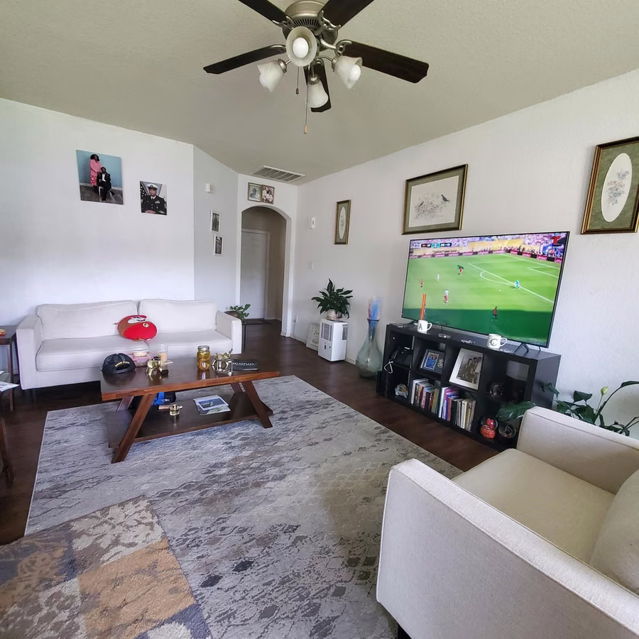 Photo 2 of 815 N Katydid Ct, Conroe, TX