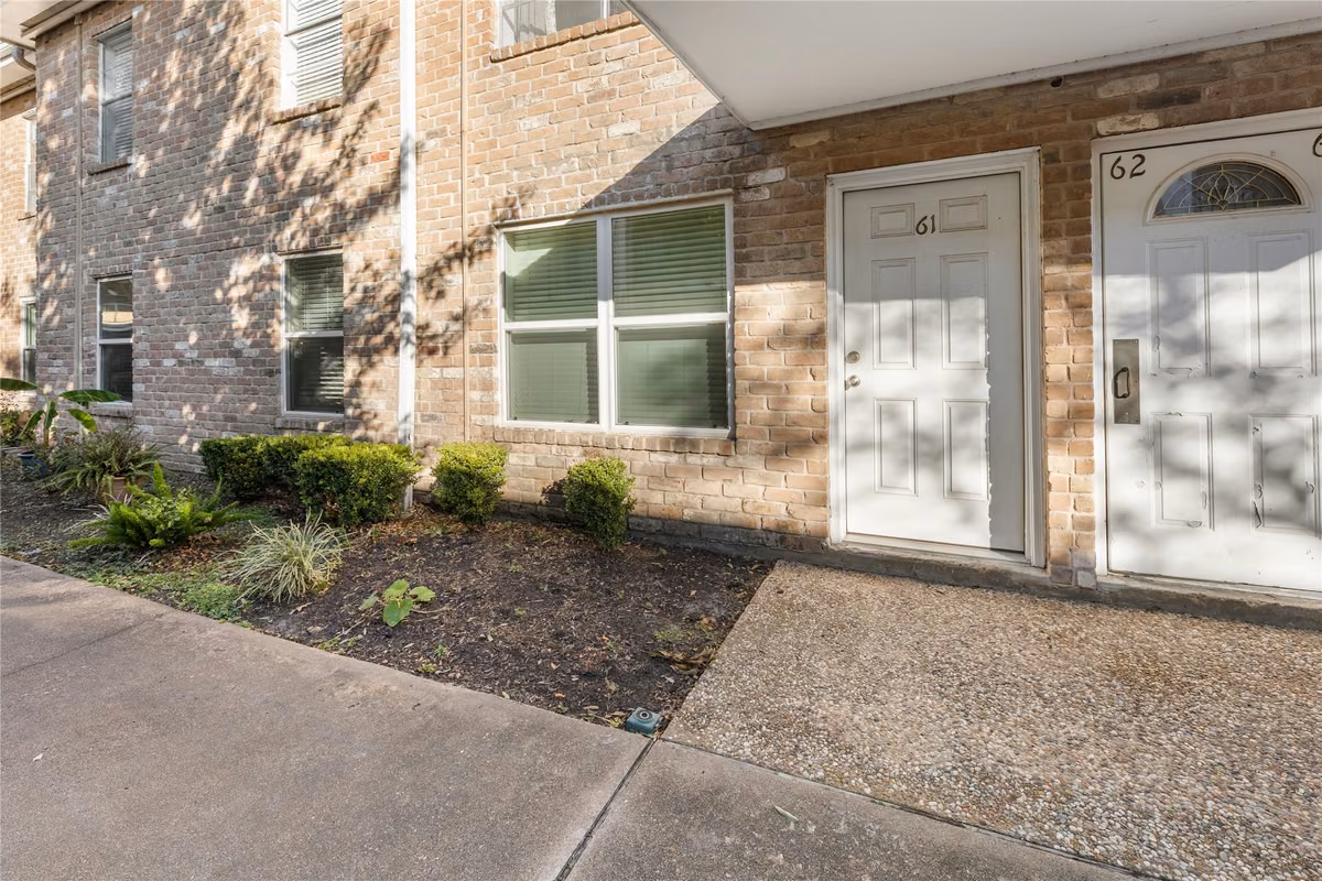 Photo of 3535 E Nasa Rd 1 Parkway 61, Seabrook, TX 77586