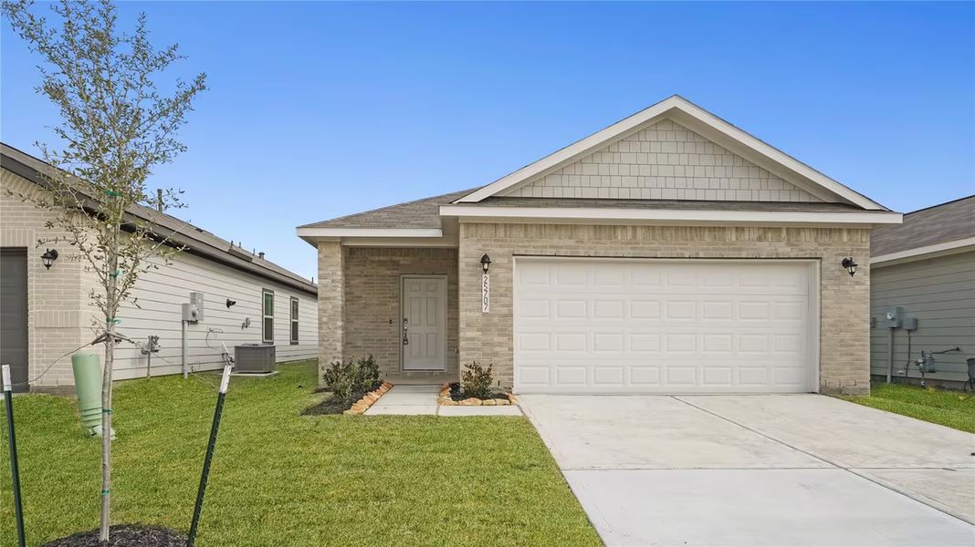 Photo 2 of 25707 Northpark Palm Drive, Porter, TX