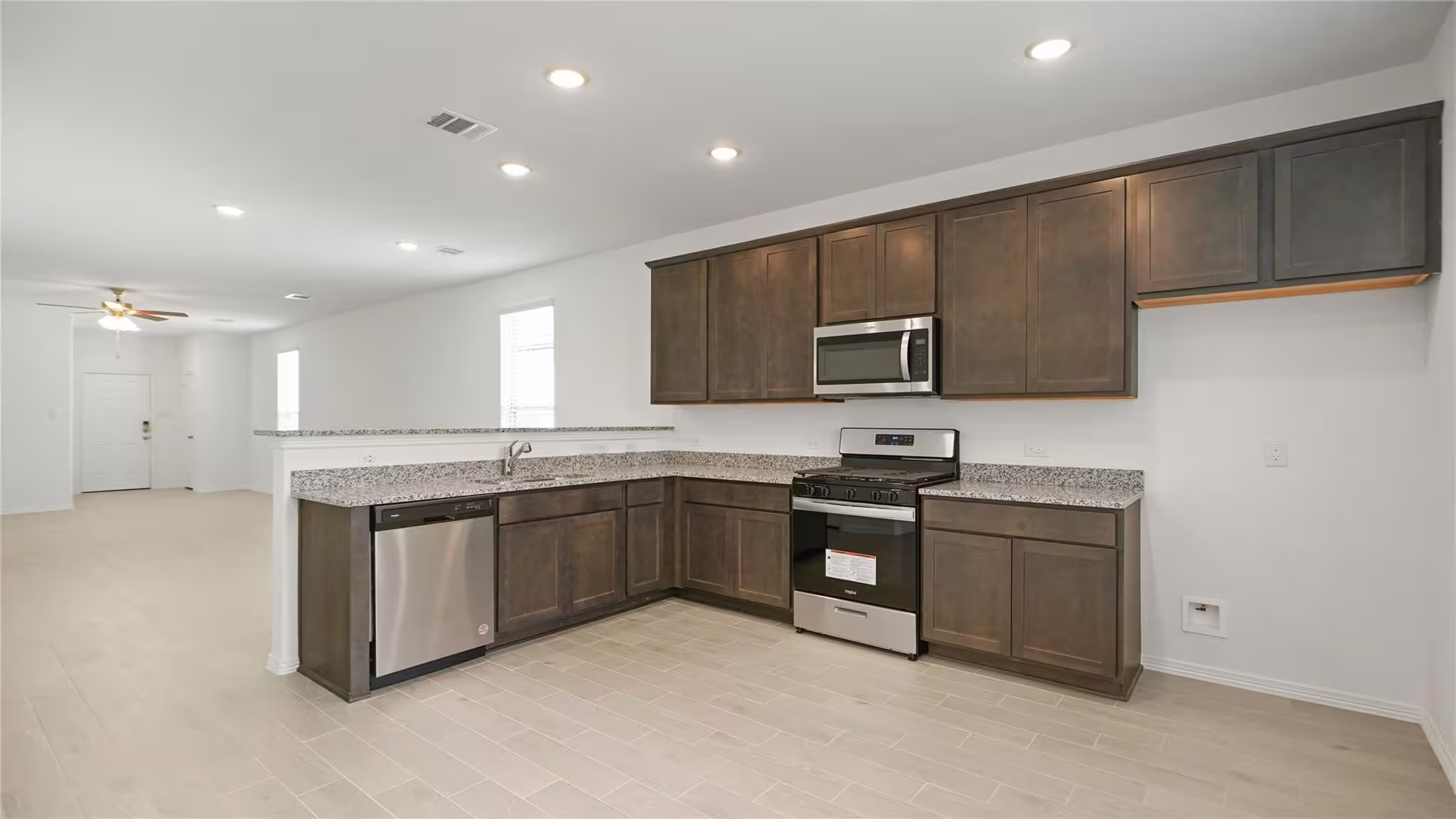 Photo 7 of 25707 Northpark Palm Drive, Porter, TX