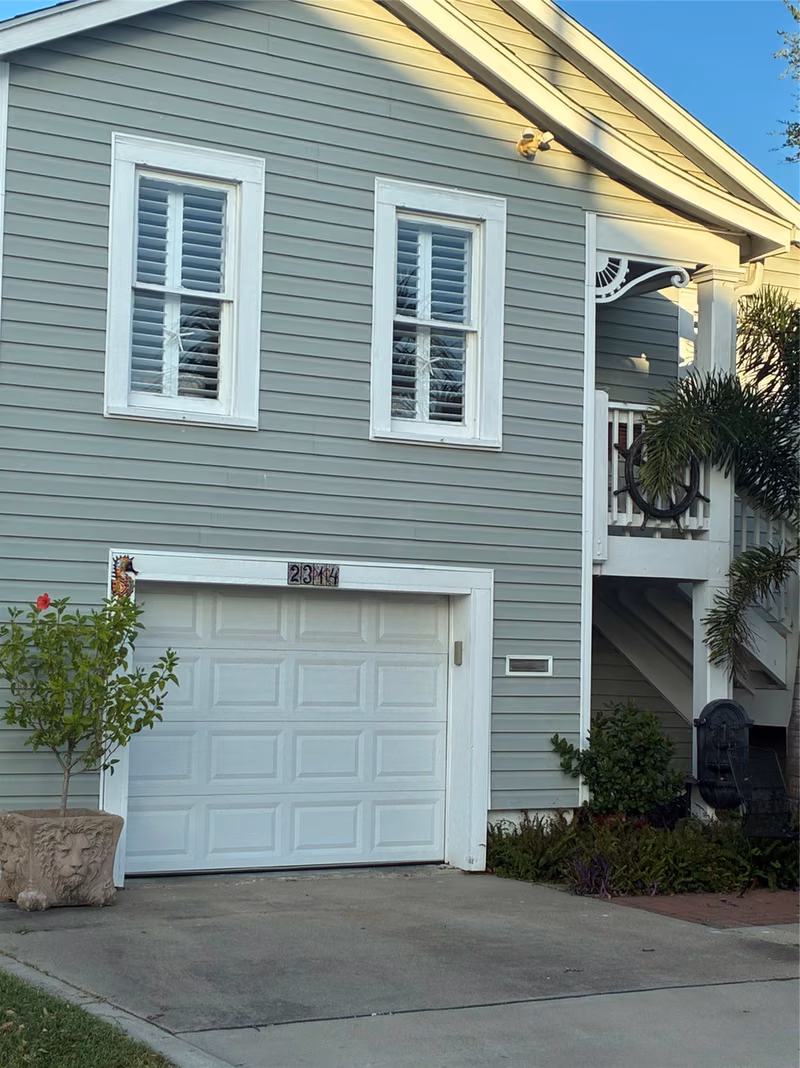 Photo 4 of 2314 33rd Street, Galveston, TX