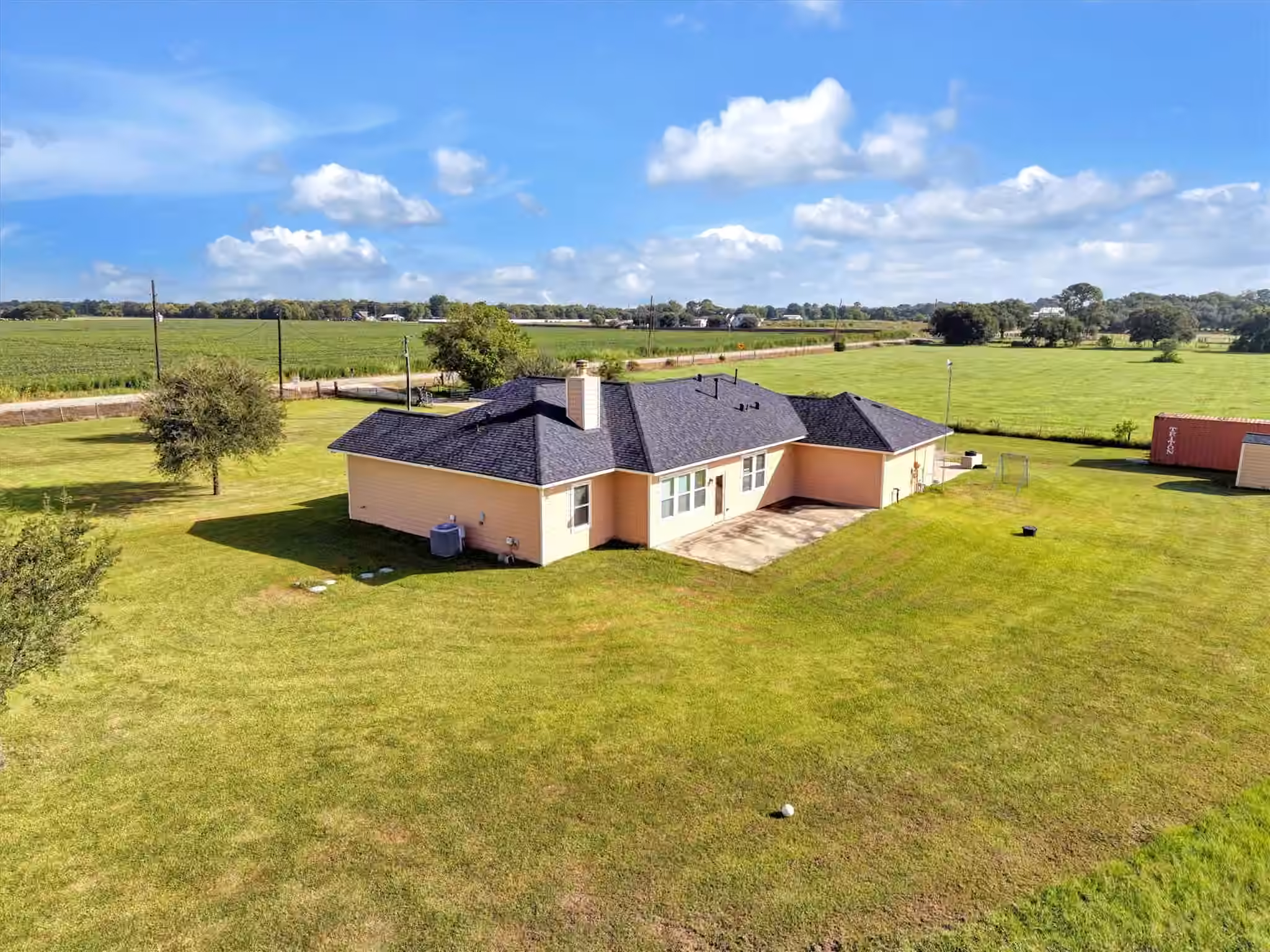 Photo 7 of 8131 Brinkmeyer Road, Needville, TX