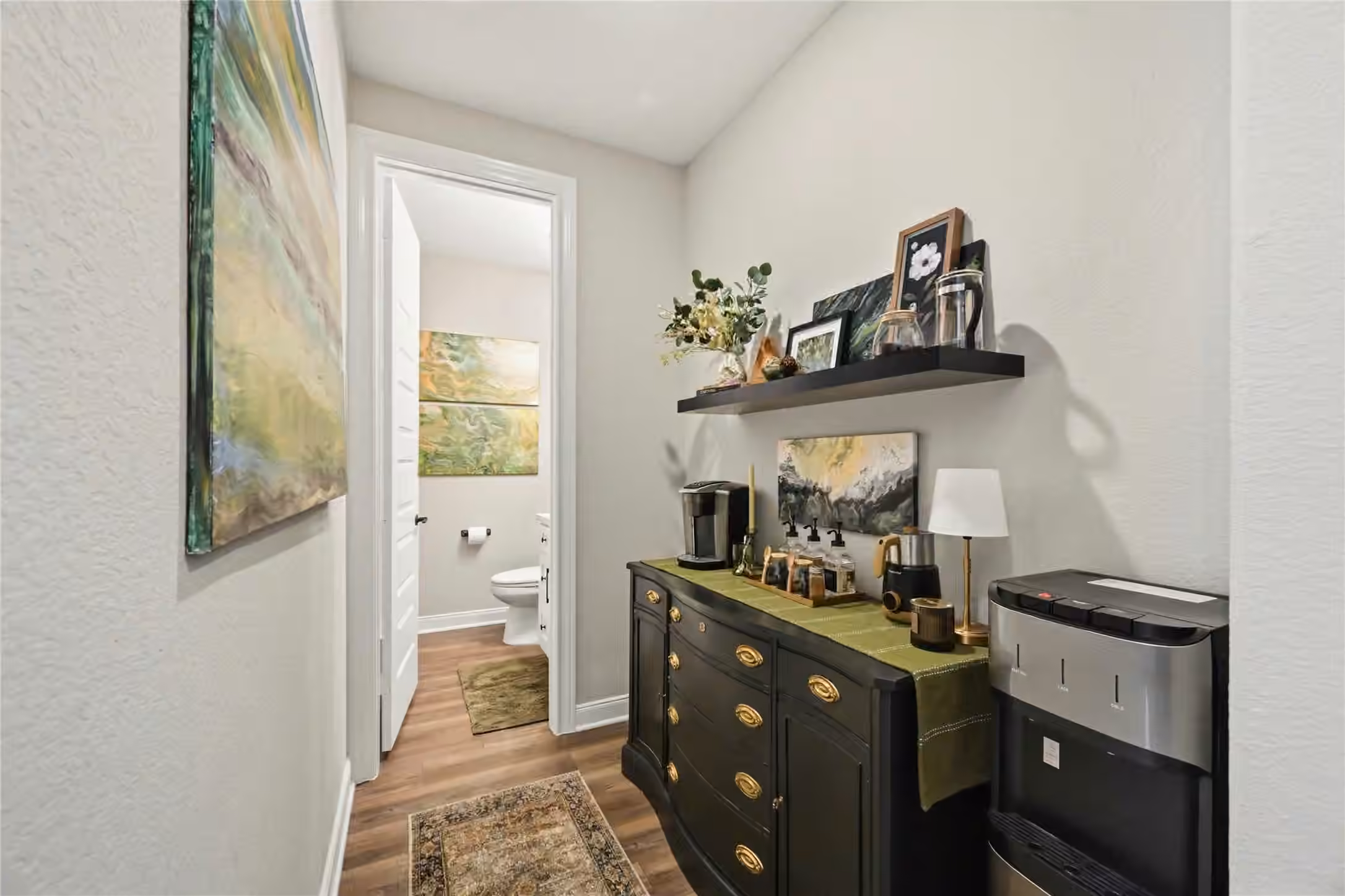 Photo 5 of 1827 E Darlington Oak Court, Conroe, TX