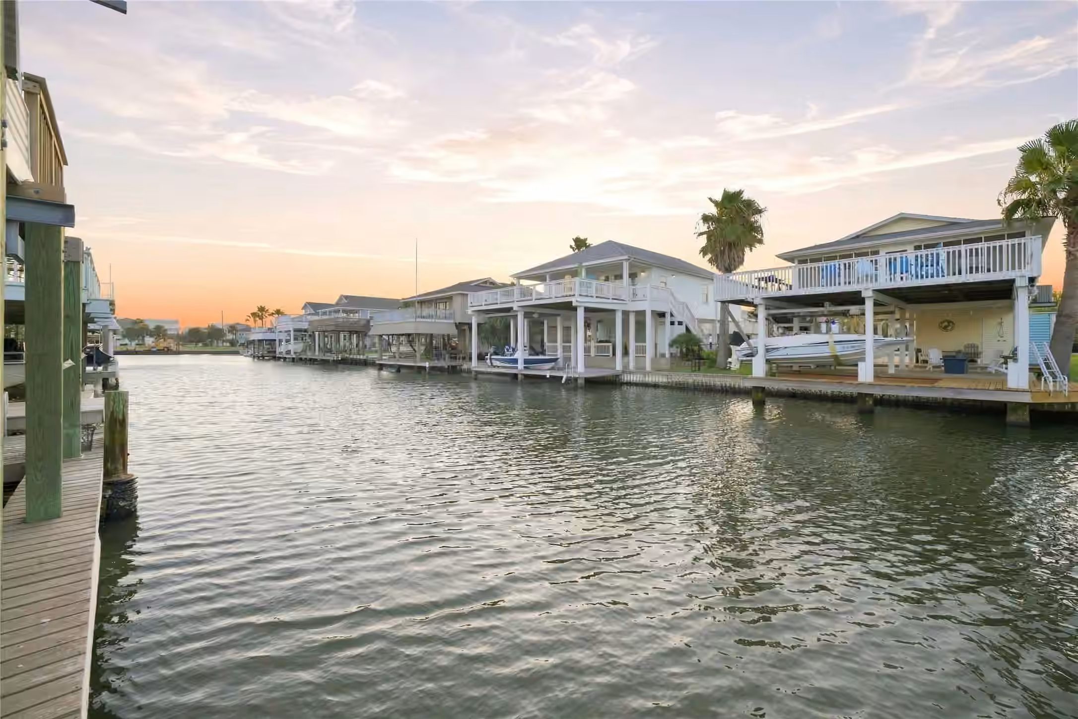 Photo 5 of 22118 Matagorda Drive, Galveston, TX
