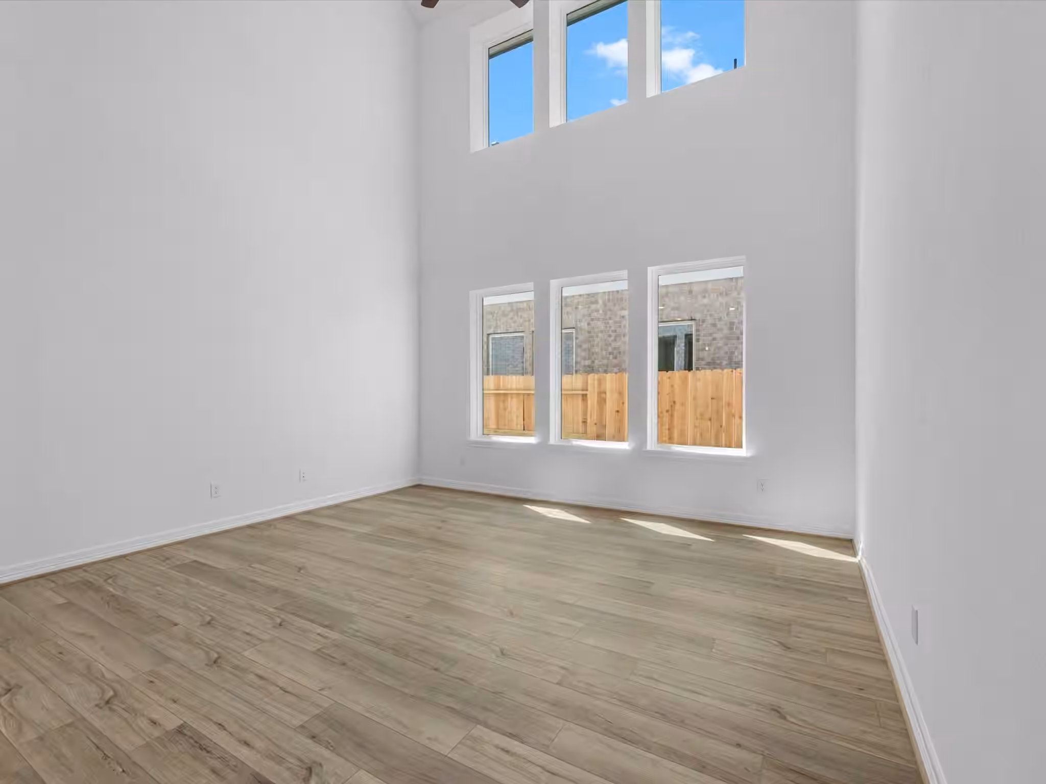 Photo 5 of 22515 Camp Driftwood Way, Waller, TX