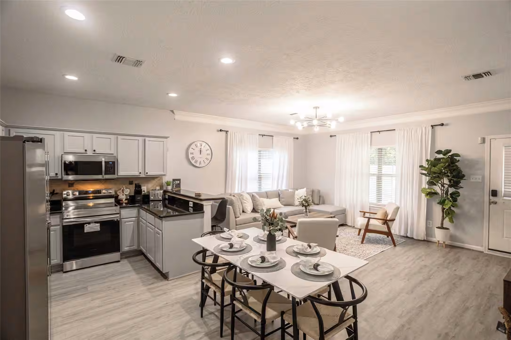 Photo 4 of 7326 Conley Street, Houston, TX
