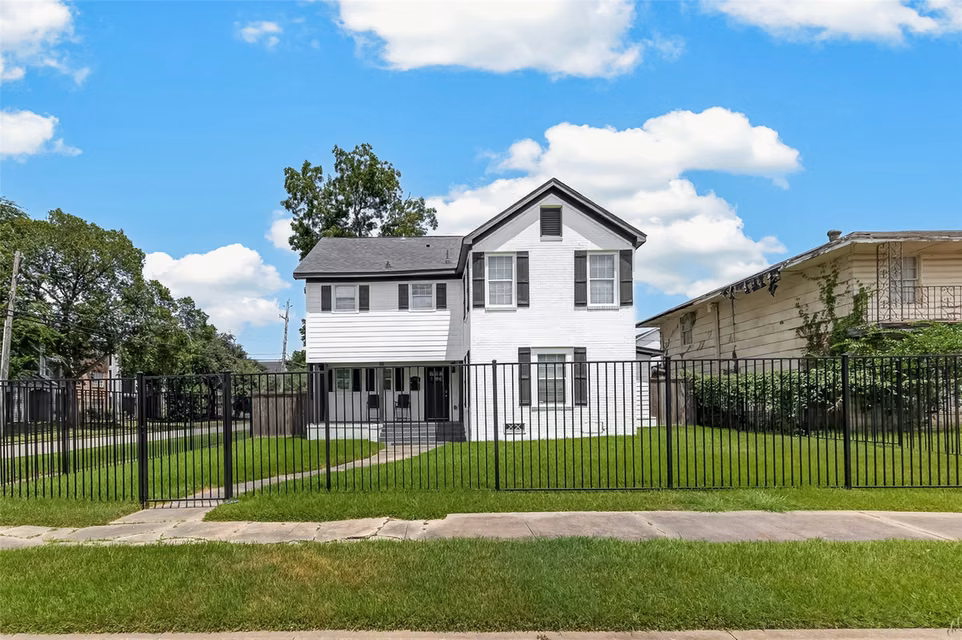 Photo of 3201 Binz Street, Houston, TX