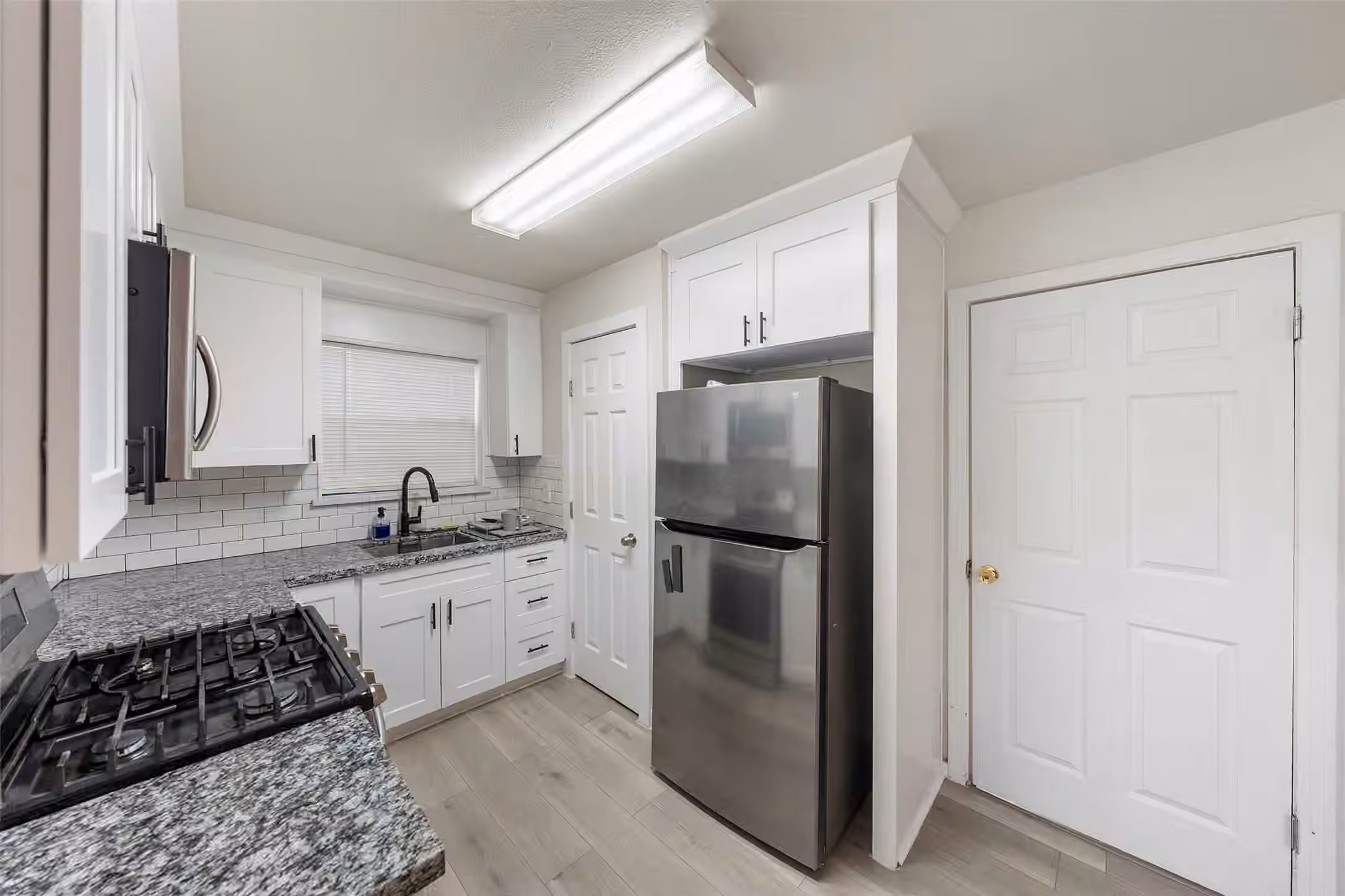 Photo 6 of 2510 Munger Street, Houston, TX