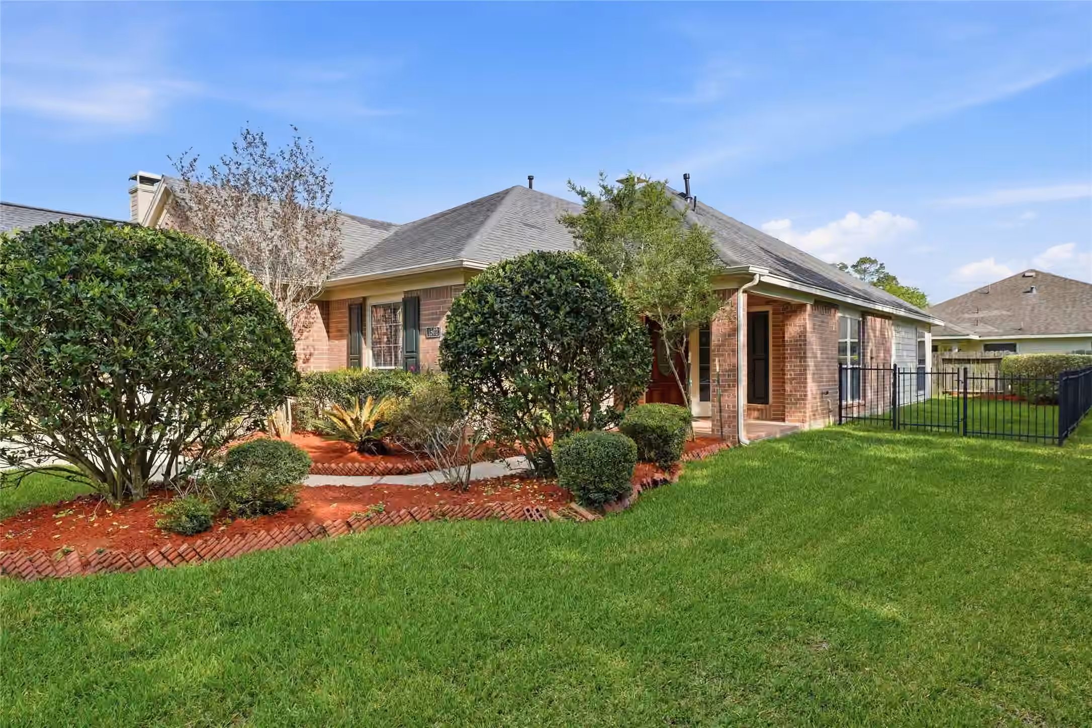 Photo 4 of 1502 Lauren Creek Lane, Spring, TX
