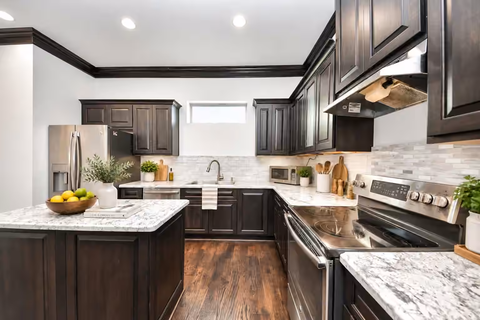 Photo 2 of 146 Carson Court, Houston, TX