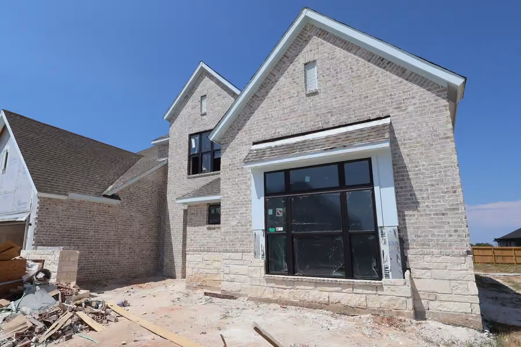 Photo 5 of 710 Hummingbird Haven Drive, Richmond, TX