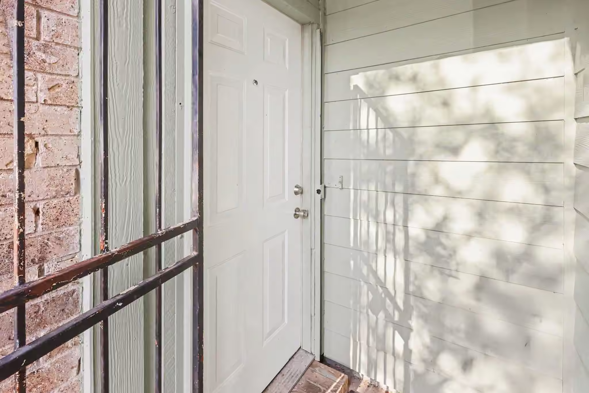 Photo 3 of 16428 Monte Carlo Lane, Houston, TX