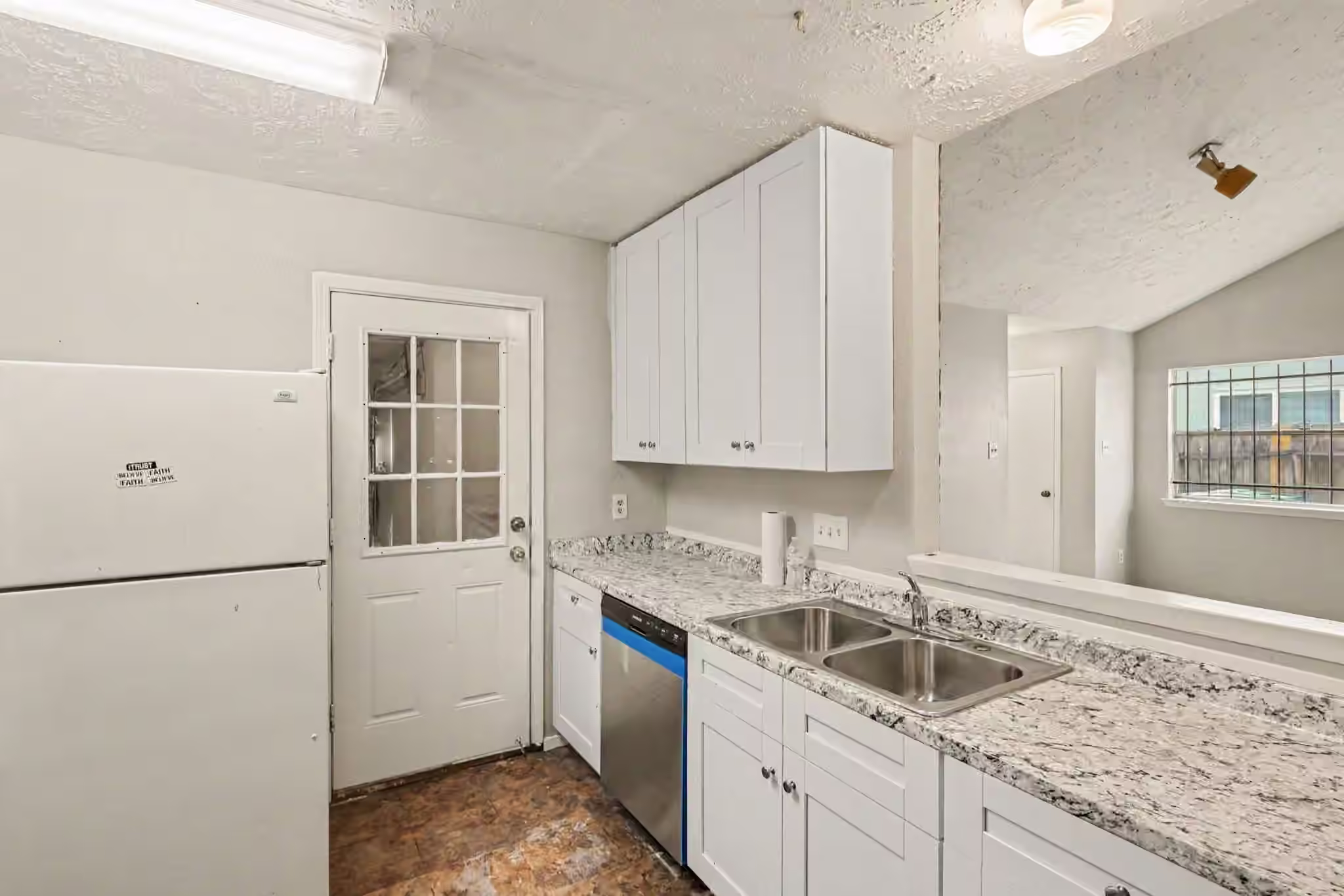 Photo 7 of 16428 Monte Carlo Lane, Houston, TX