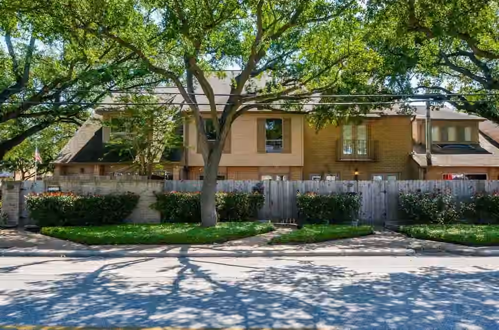 Photo of 5830 Langfield Road 5830, Houston, TX 77092