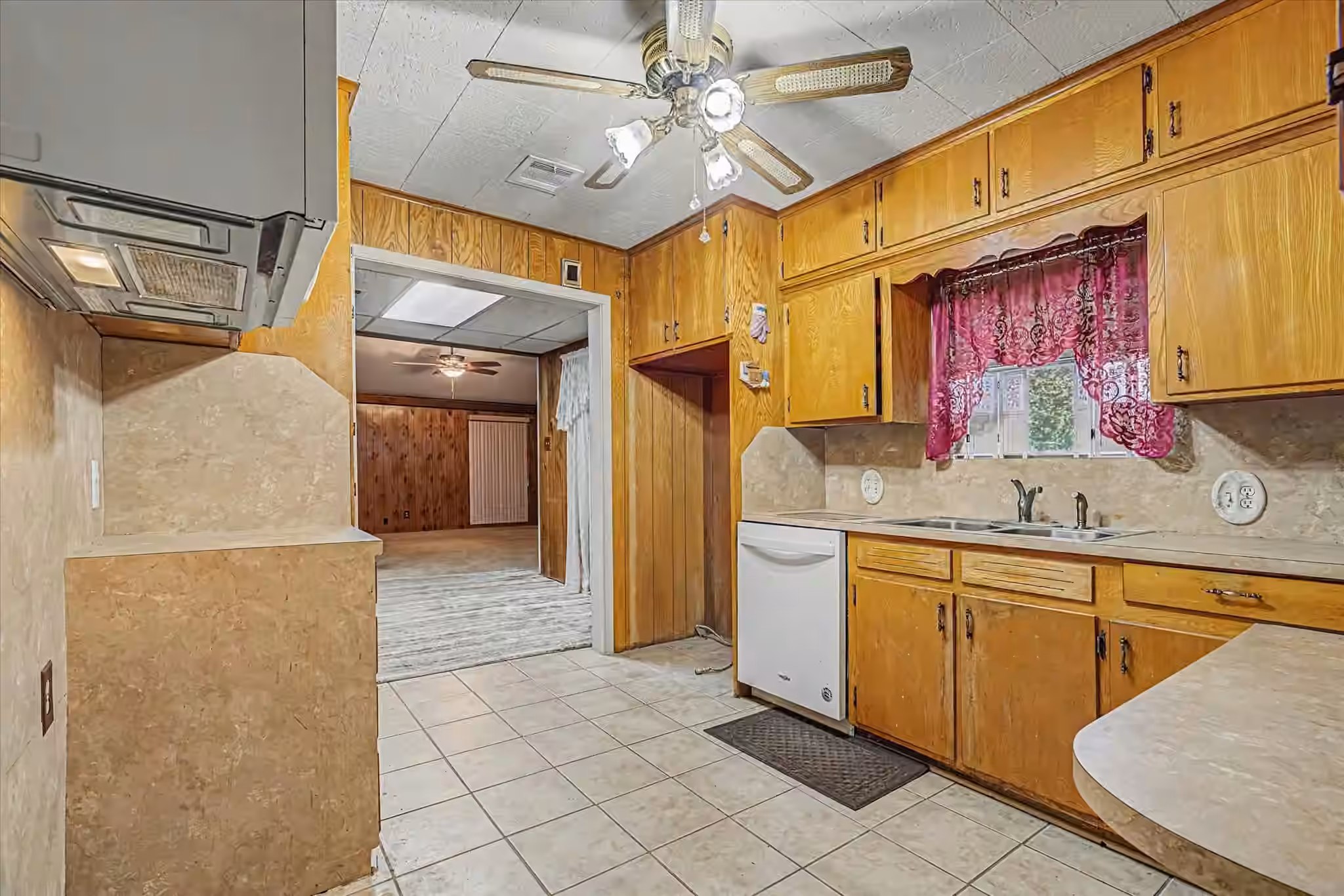 Photo 7 of 120 Fern Lane, Highlands, TX