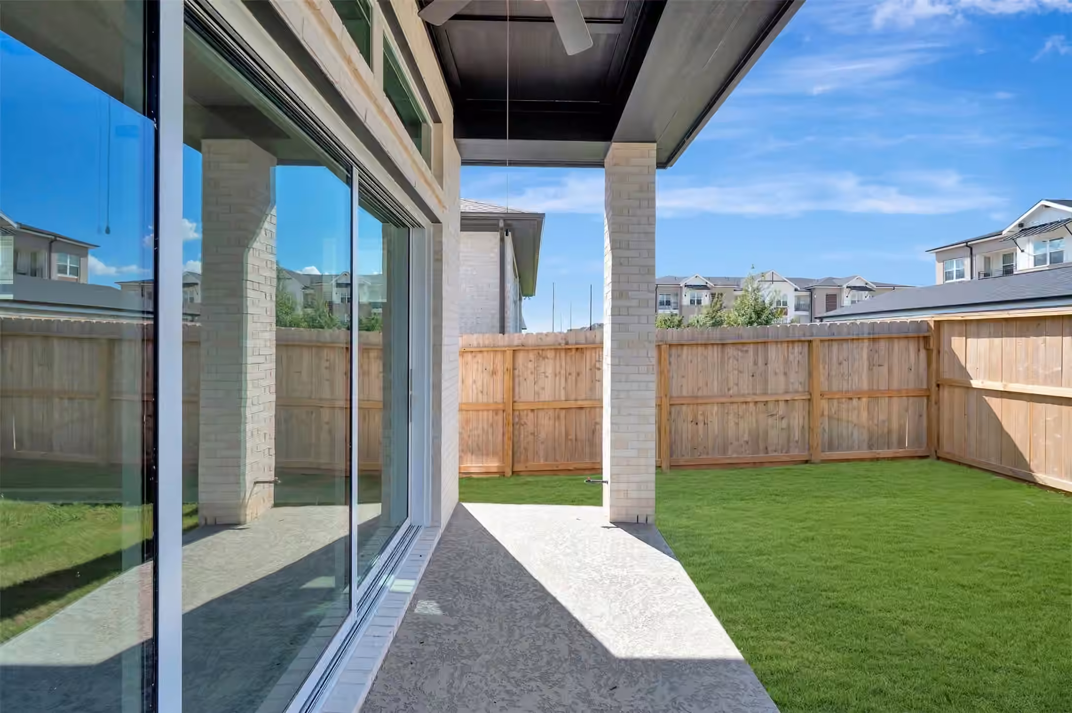 Photo 7 of 222 Mandarin Mist Street, Richmond, TX