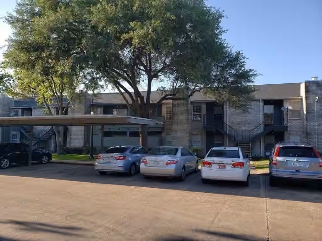 Photo of 10603 S Wilcrest Drive 27, Houston, TX 77099