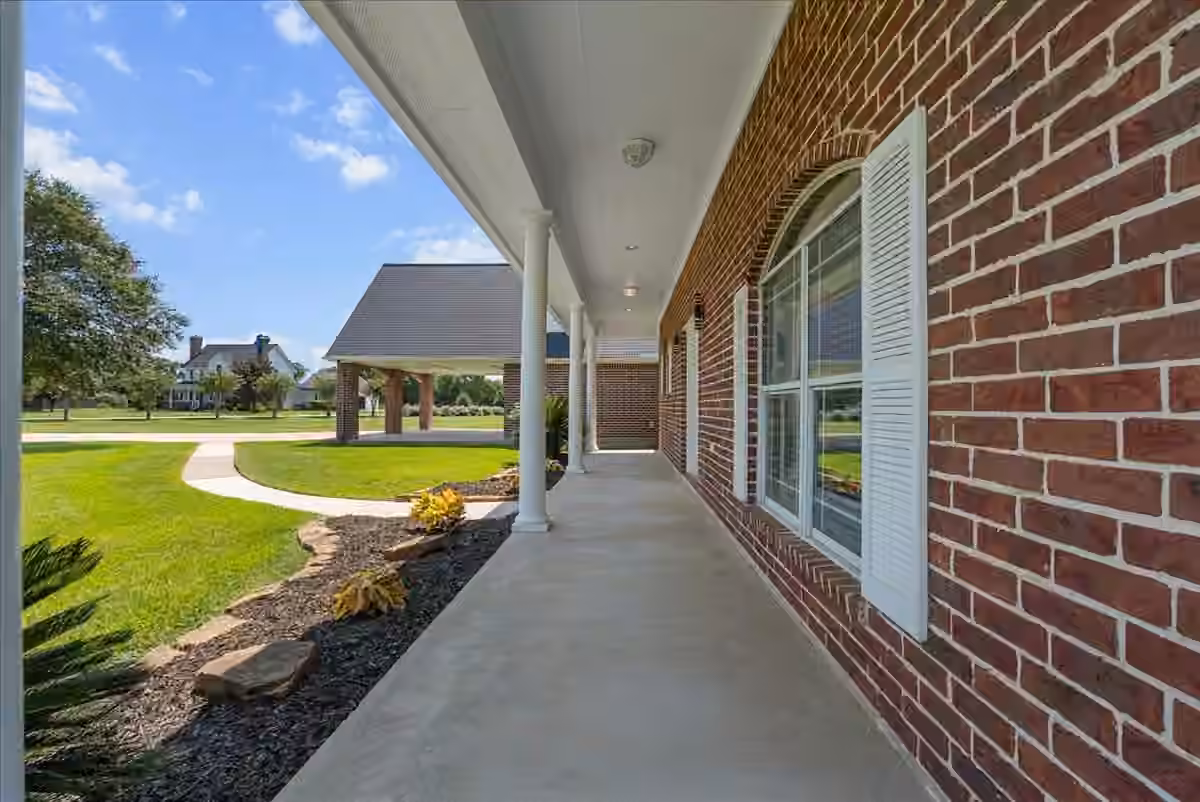 Photo 4 of 3627 Madison Avenue, Baytown, TX