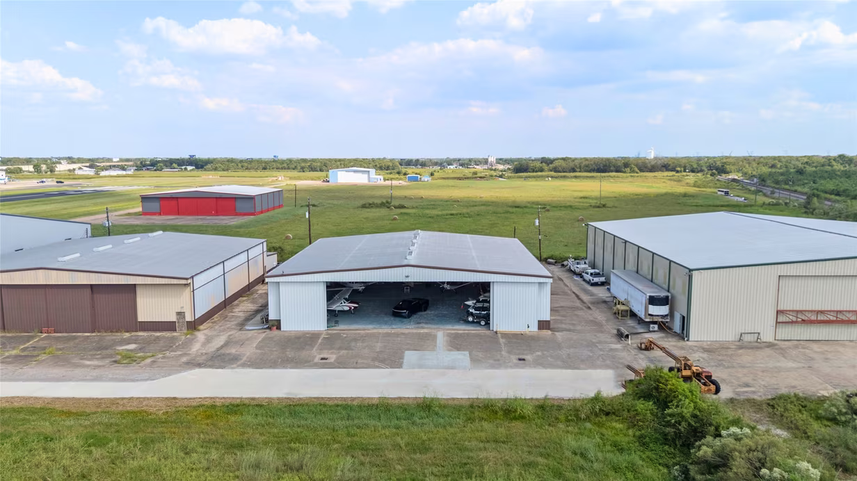 Photo 6 of 5519 W Arcola Airport, Arcola, TX