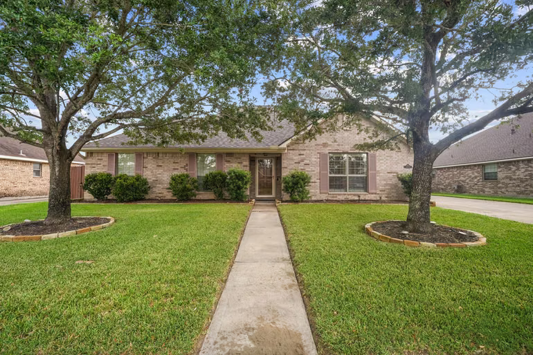 Photo of 3607 Mustang Lane, Manvel, TX 77578