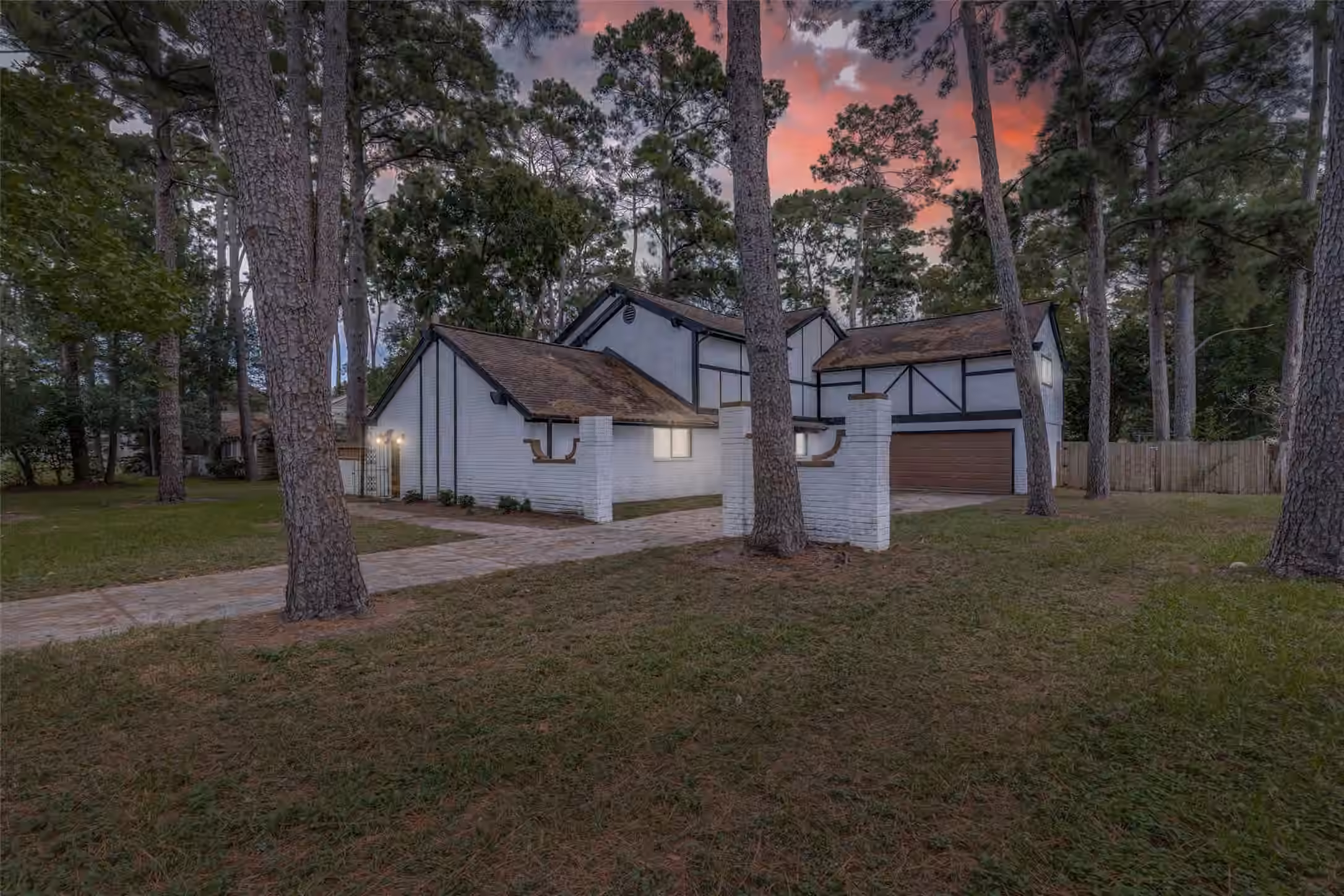Photo of 6611 Falling Waters Drive, Spring, TX