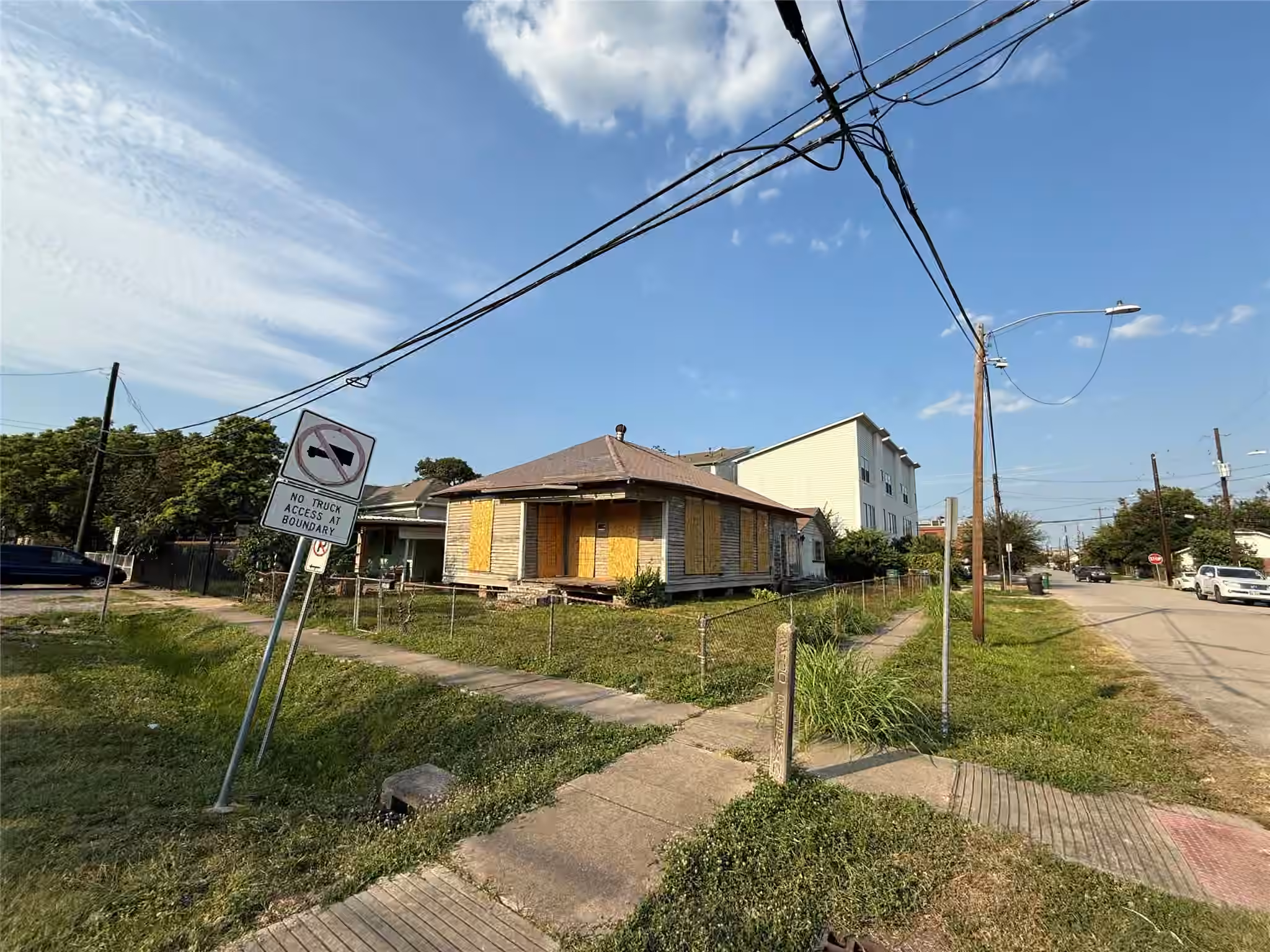 Photo 3 of 2402 Freeman Street, Hockley, TX 77009