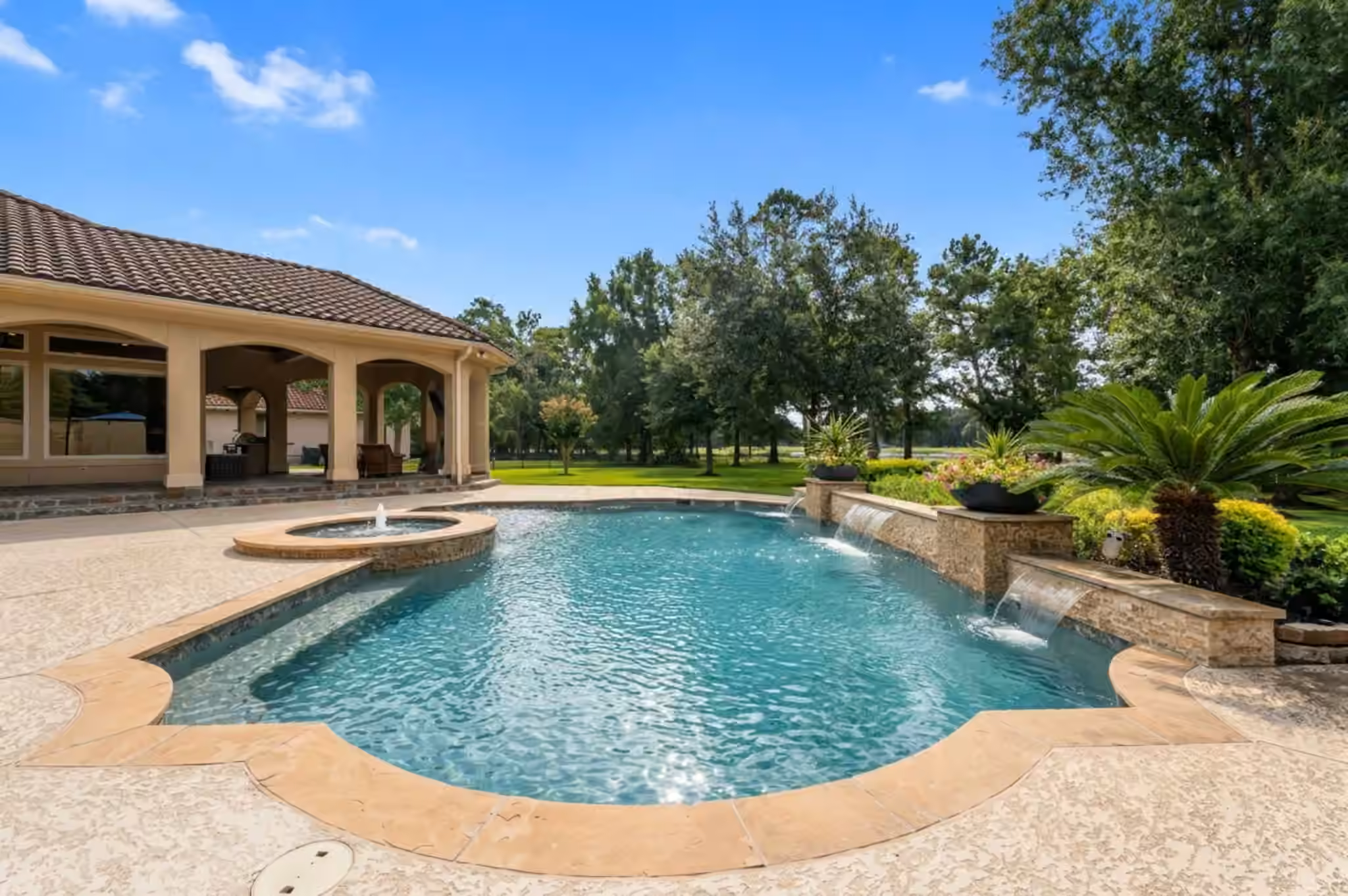 Photo 6 of 28427 Woodsons Lake Drive, Spring, TX