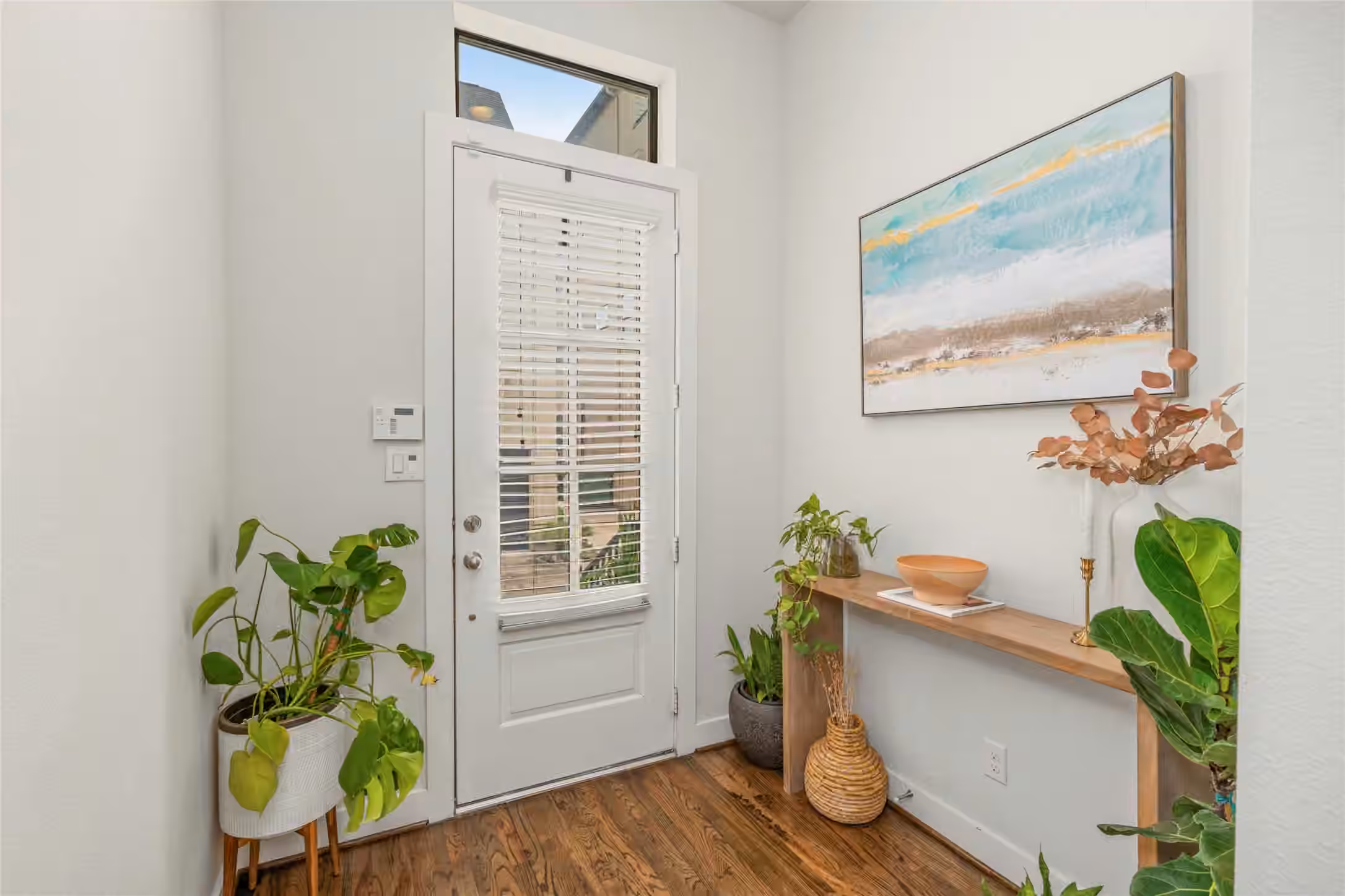 Photo 3 of 2609 Riverside Drive E, Houston, TX