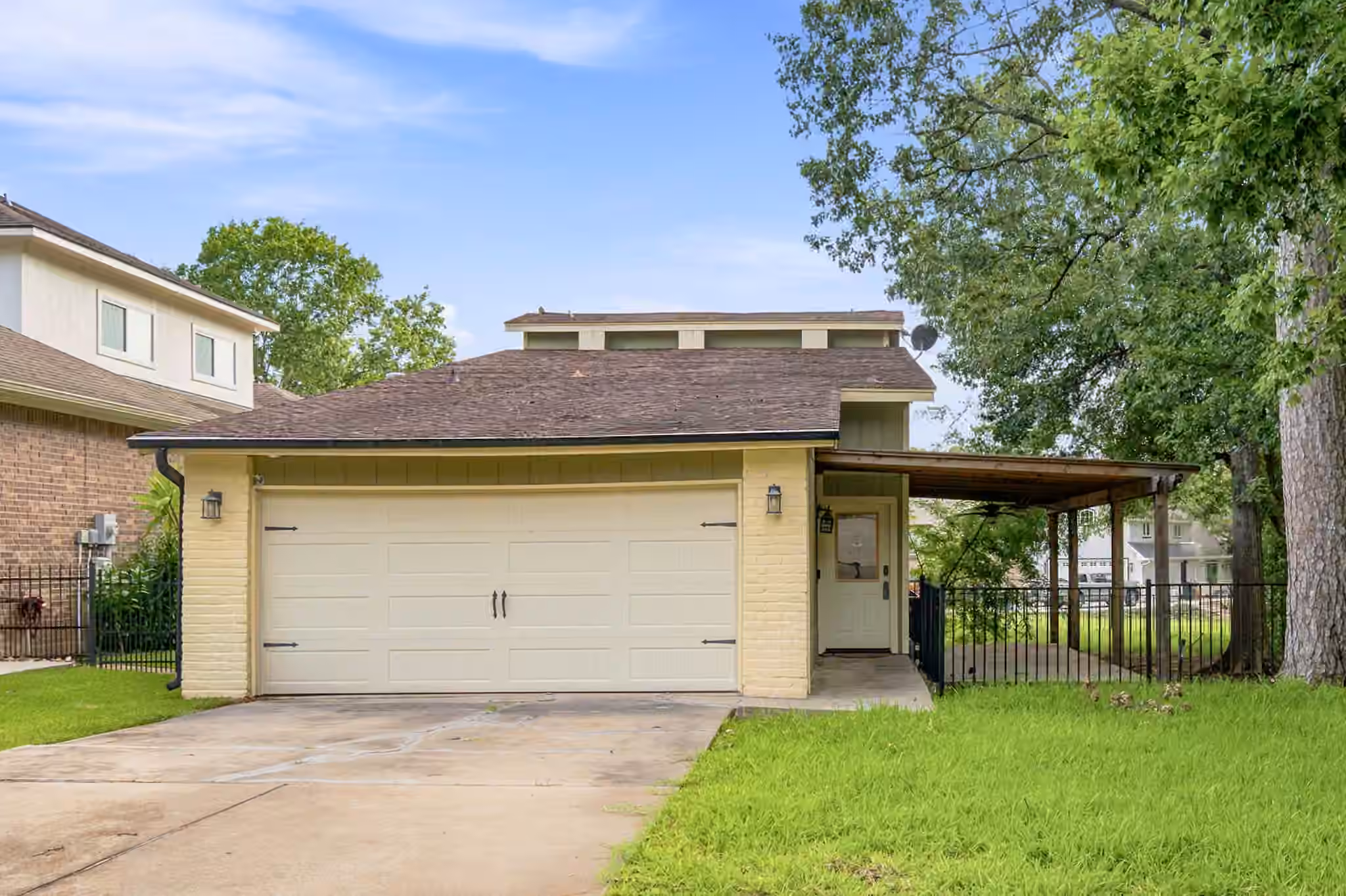 Photo of 2931 Whitman Drive, Montgomery, TX