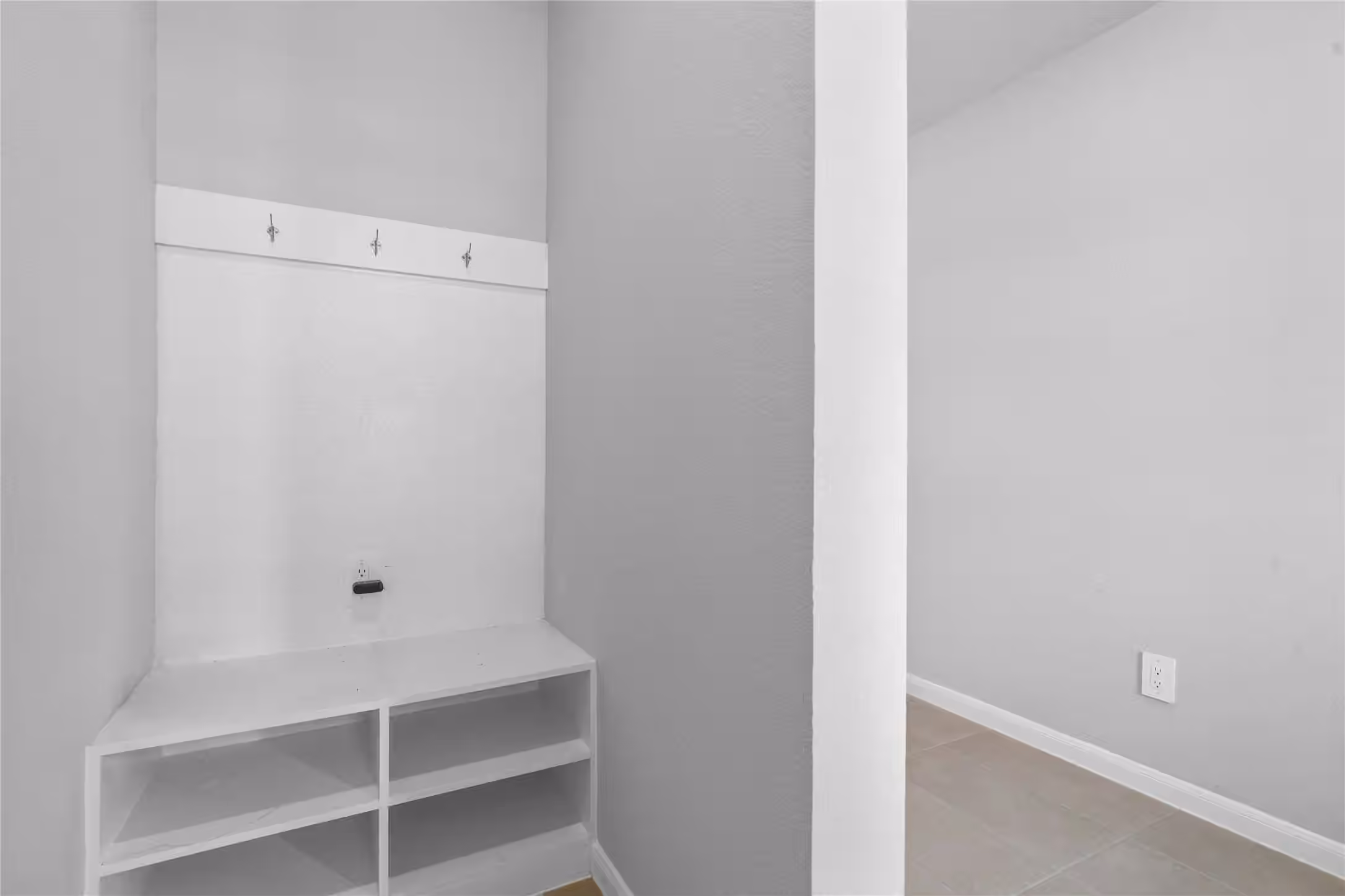 Photo 7 of 19555 Montgomery Ridge Way, Montgomery, TX