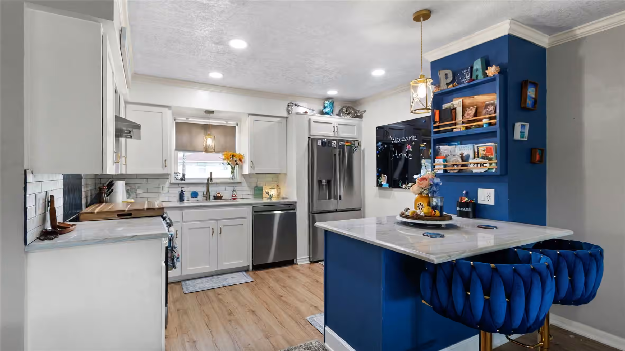 Photo 7 of 261 Barracuda Street, Bayou Vista, TX