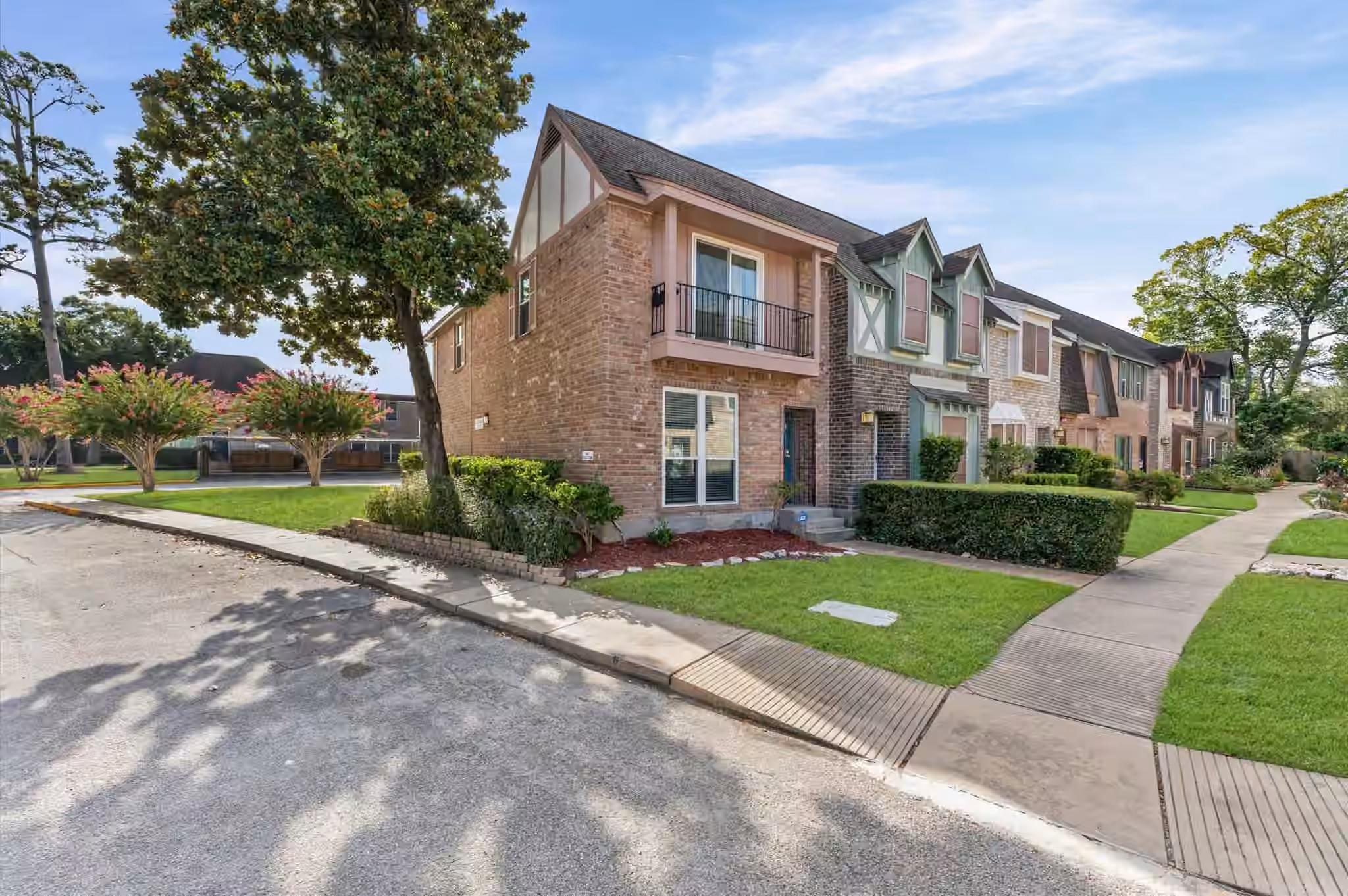 Photo of 830 Threadneedle Street 240, Houston, TX