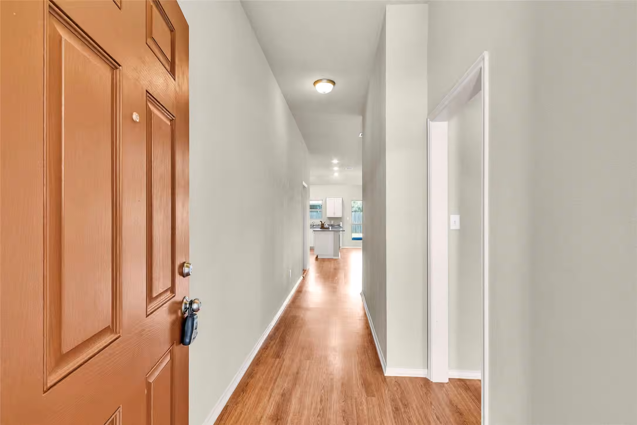 Photo 4 of 704 Mockingbird Street, Navasota, TX