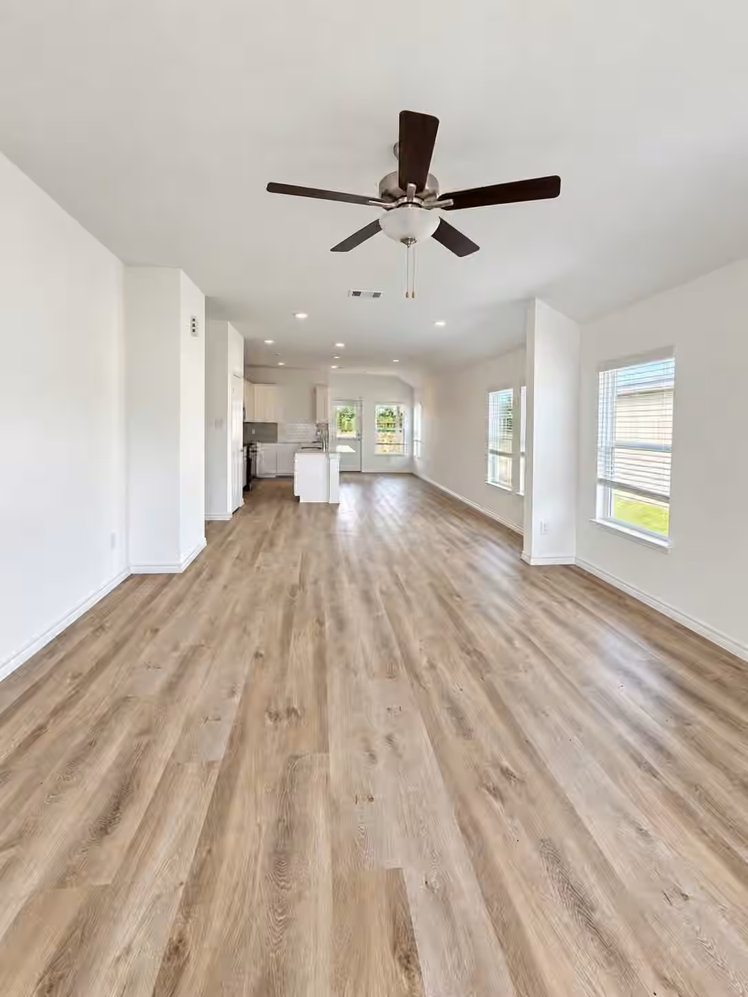 Photo 2 of 513 Oak Chase Avenue, Dayton, TX